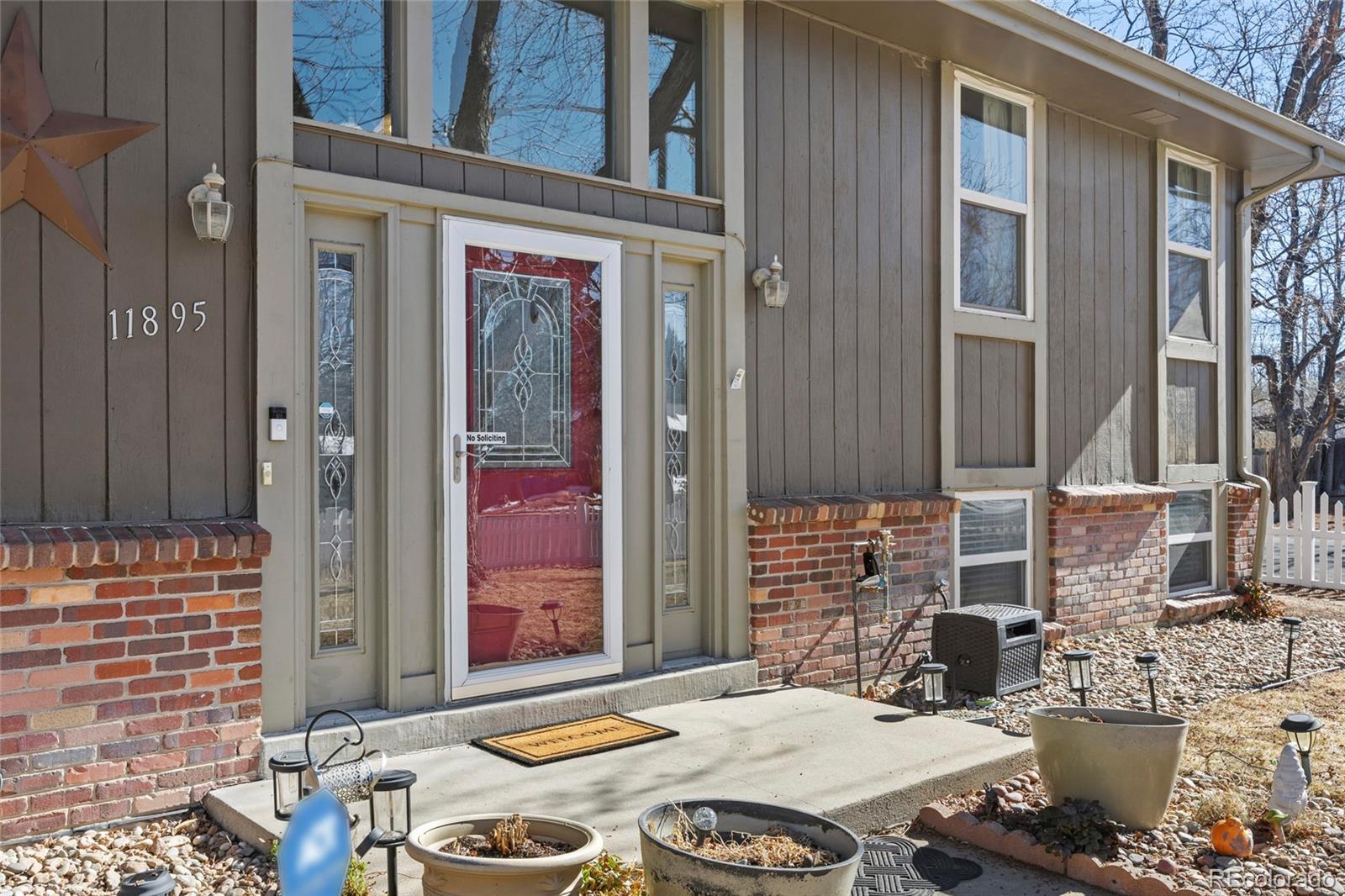 MLS Image #3 for 11895 e louisiana avenue,aurora, Colorado