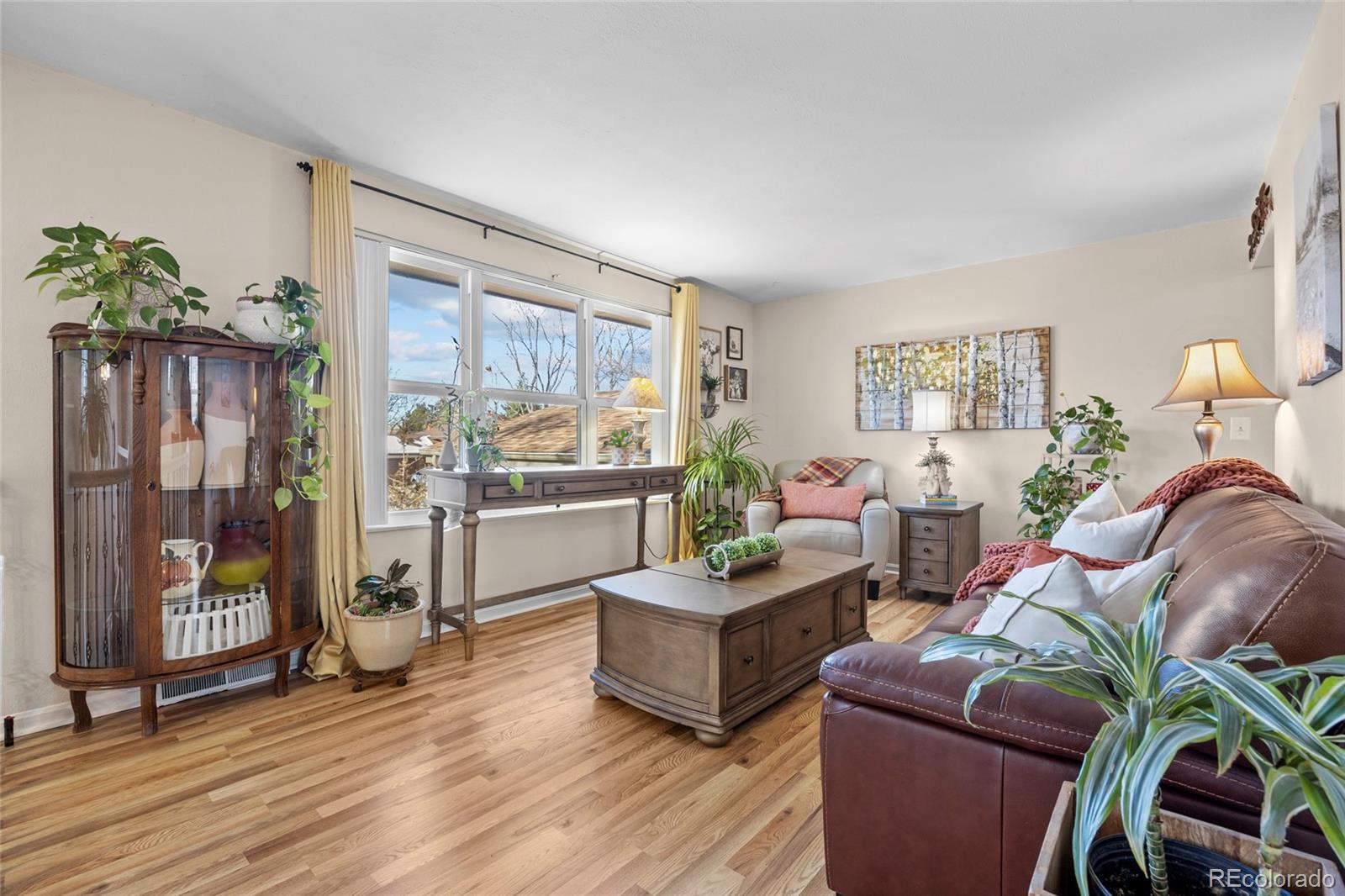 MLS Image #5 for 11895 e louisiana avenue,aurora, Colorado
