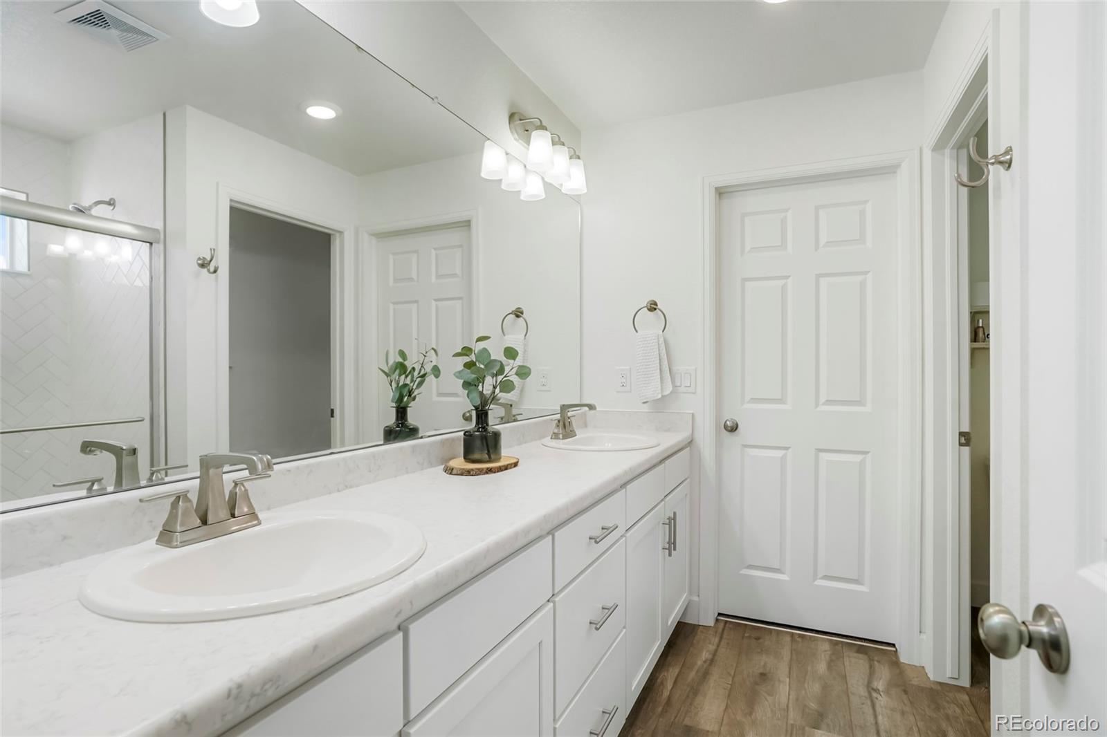 MLS Image #15 for 10562  truckee street,commerce city, Colorado
