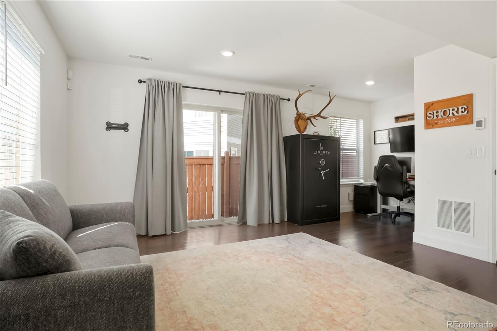 MLS Image #4 for 10562  truckee street,commerce city, Colorado