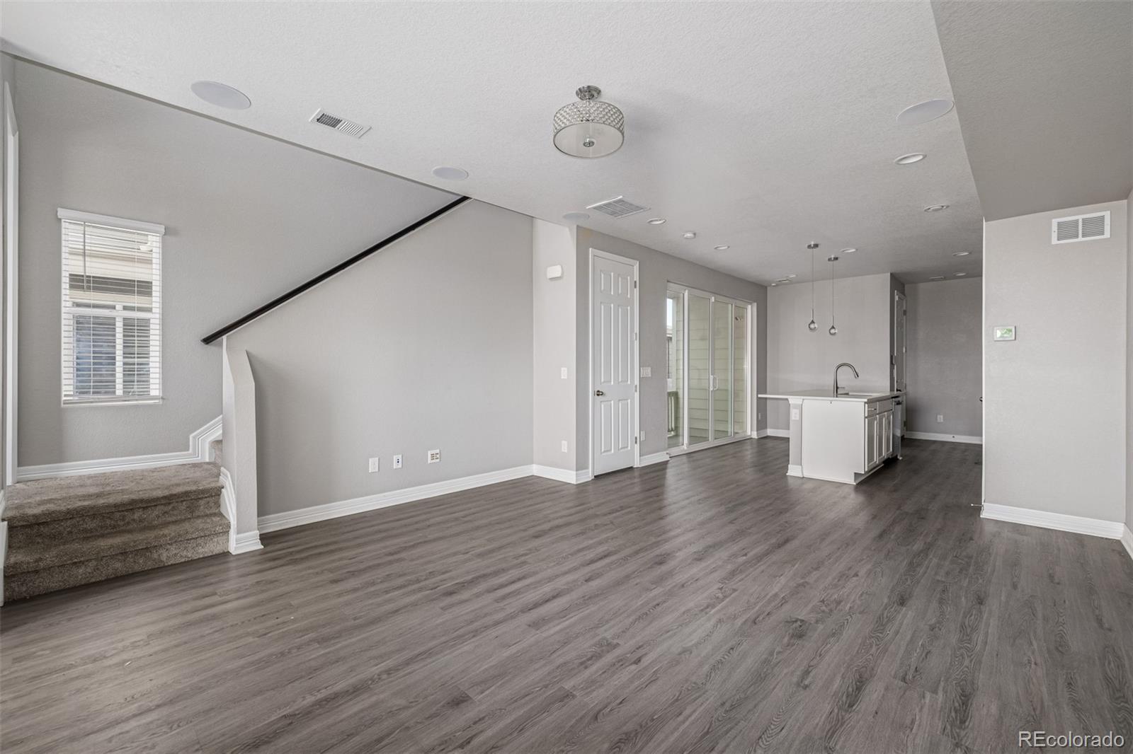 MLS Image #3 for 9612  reunion parkway,commerce city, Colorado