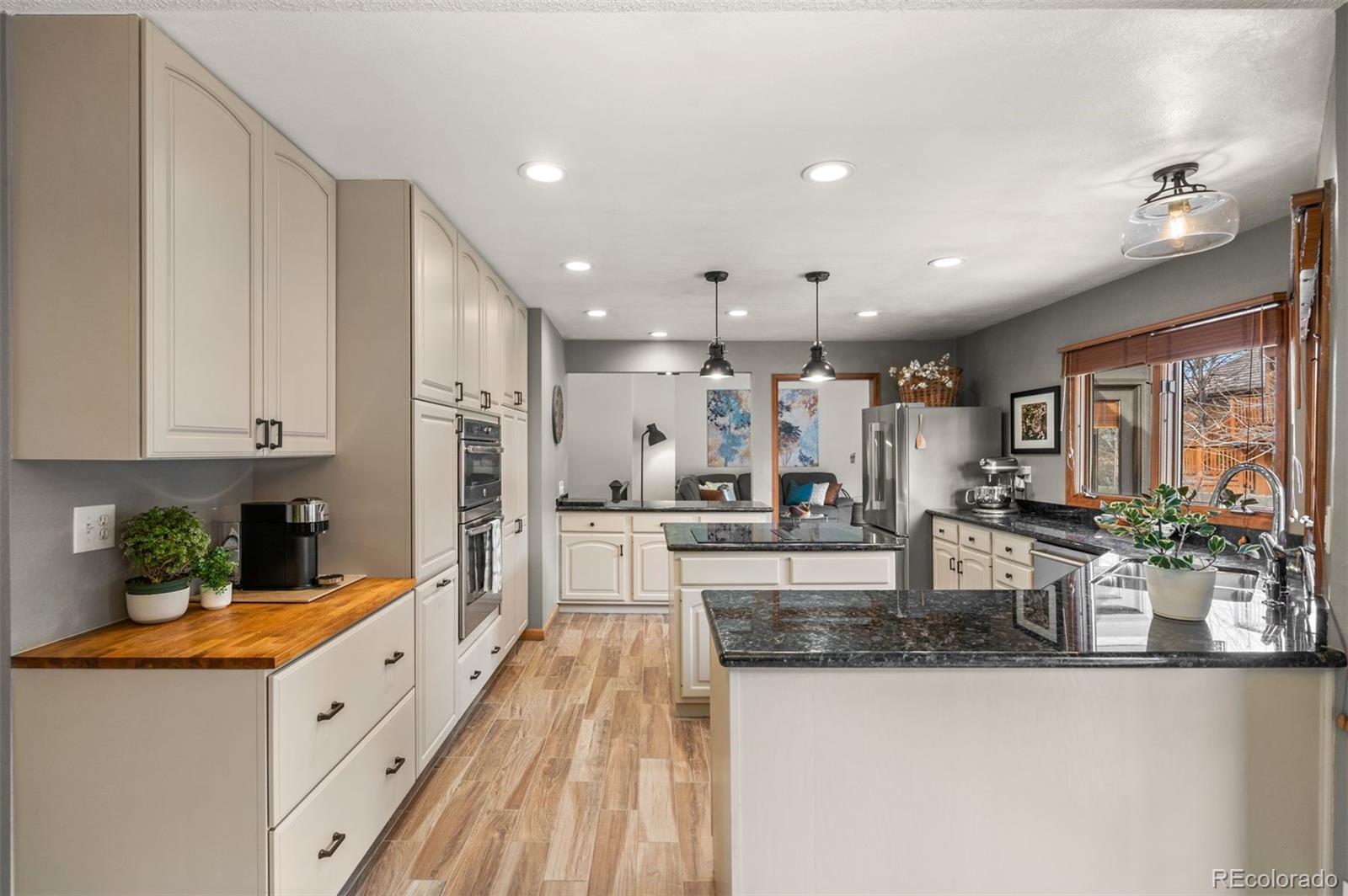 MLS Image #11 for 4864 s crystal street,aurora, Colorado