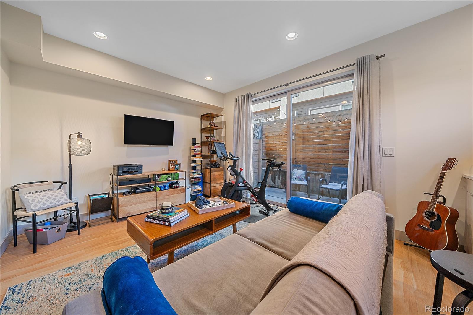MLS Image #19 for 2413  court place,denver, Colorado