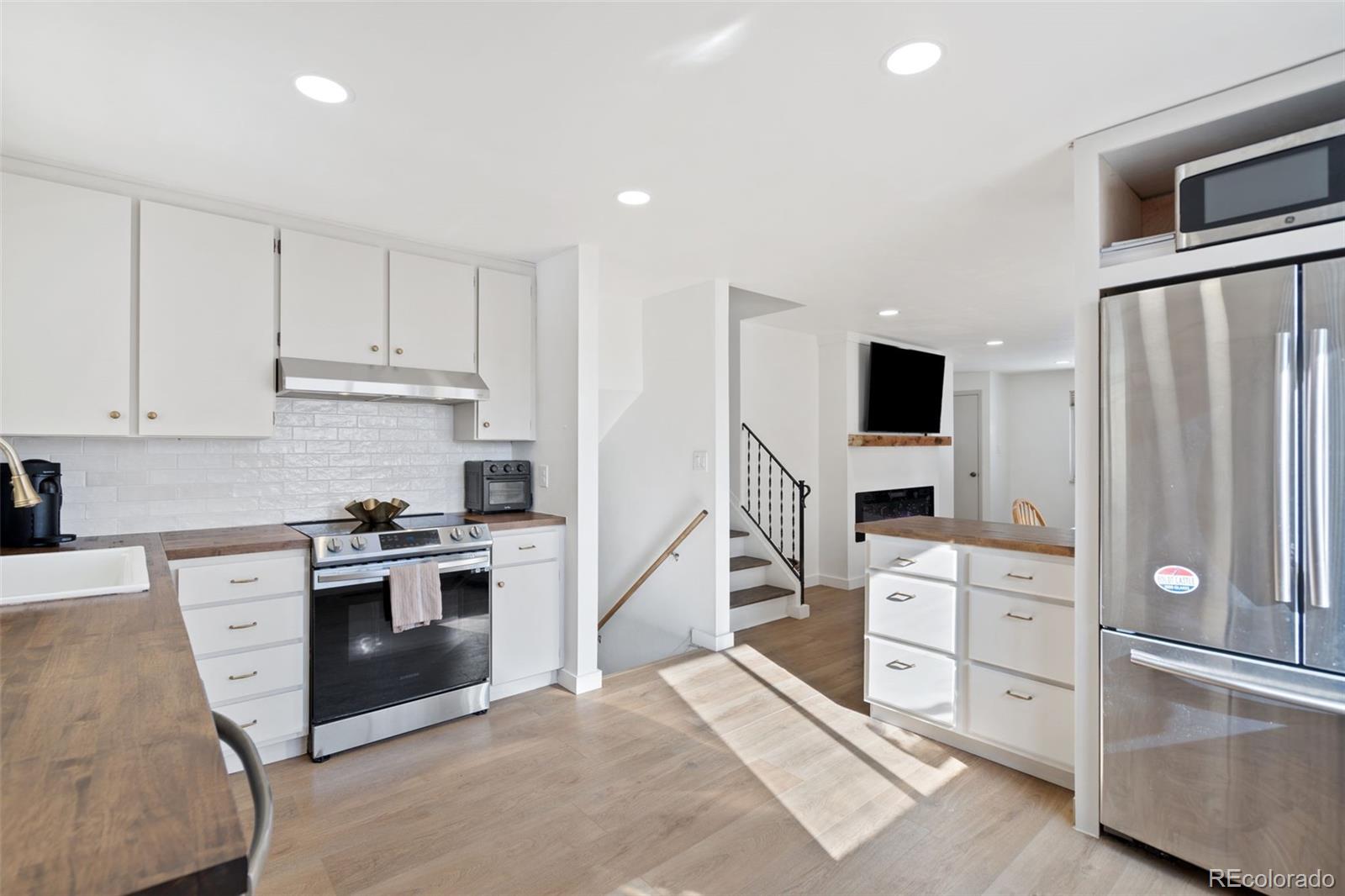 MLS Image #11 for 4222  friar lane,colorado springs, Colorado