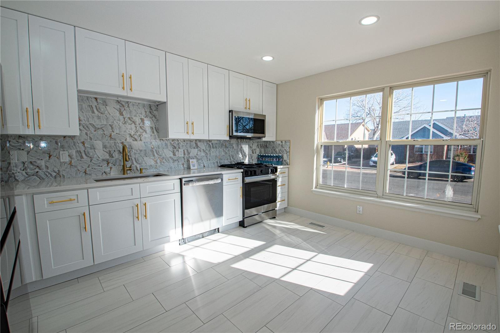 MLS Image #7 for 4923  altura street,denver, Colorado