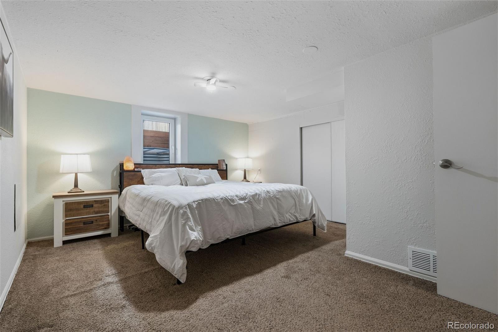 MLS Image #17 for 4547 s lincoln street,englewood, Colorado