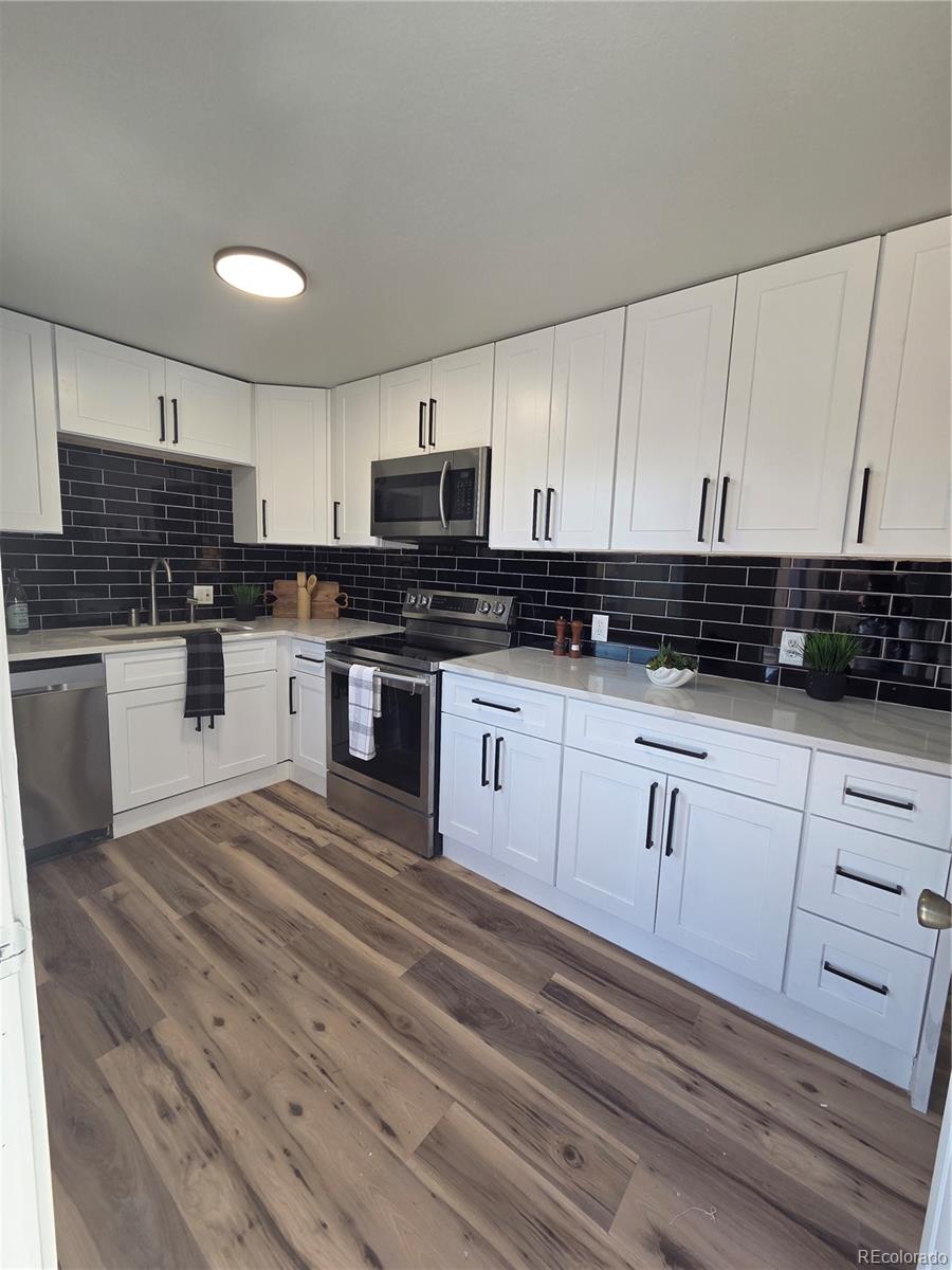 MLS Image #3 for 556  empire street,aurora, Colorado