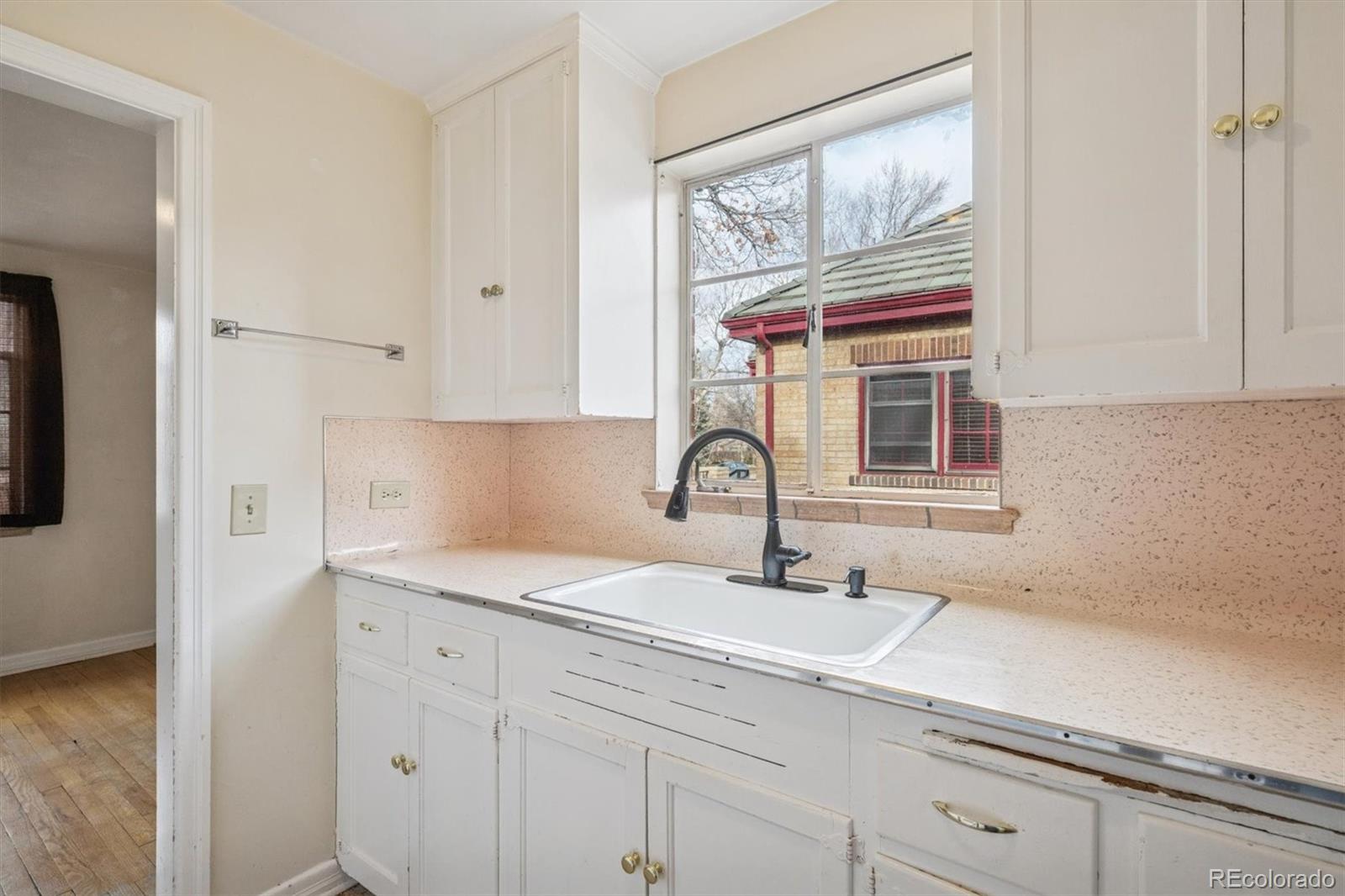 MLS Image #12 for 1826  bellaire street,denver, Colorado