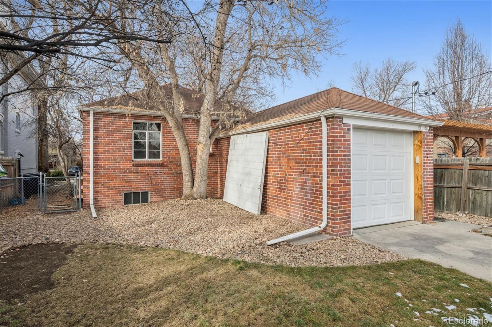 MLS Image #21 for 1826  bellaire street,denver, Colorado