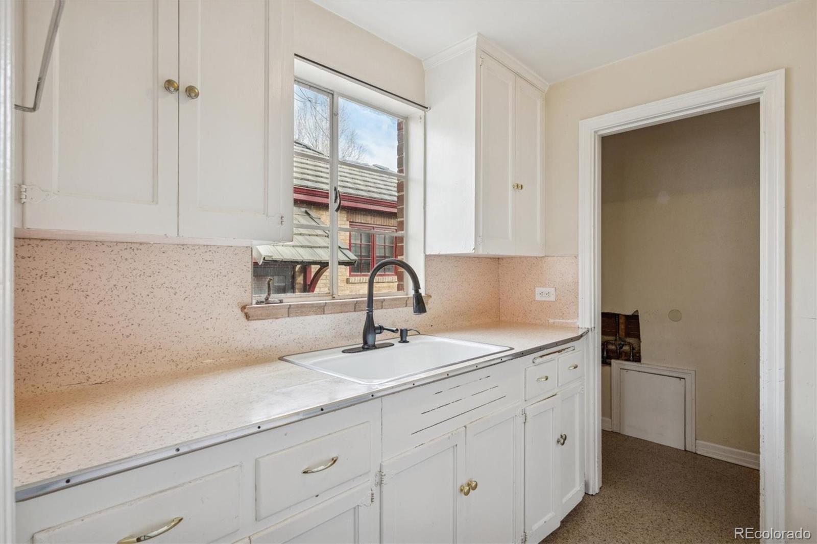 MLS Image #9 for 1826  bellaire street,denver, Colorado