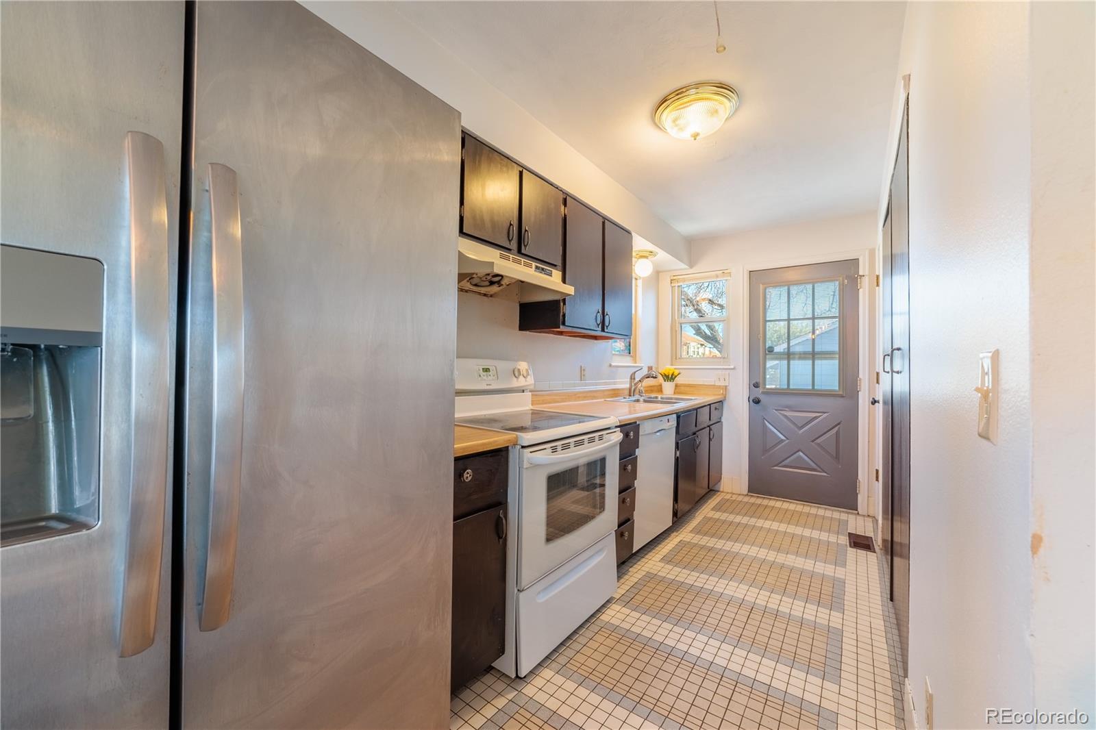 MLS Image #11 for 8212  washington street 21,denver, Colorado