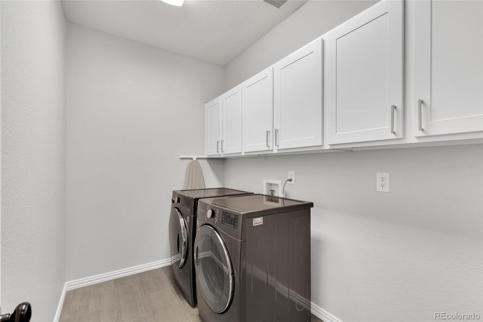 MLS Image #12 for 9641 w belfast drive,littleton, Colorado