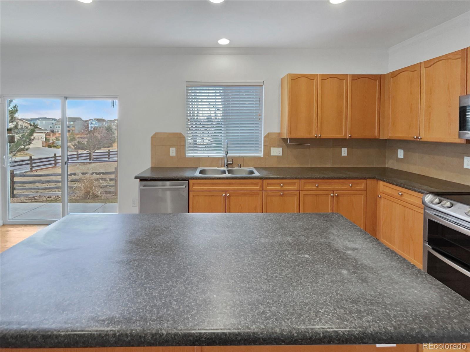 MLS Image #14 for 5014 s shawnee street,aurora, Colorado