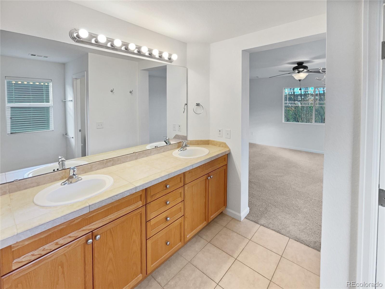 MLS Image #5 for 5014 s shawnee street,aurora, Colorado