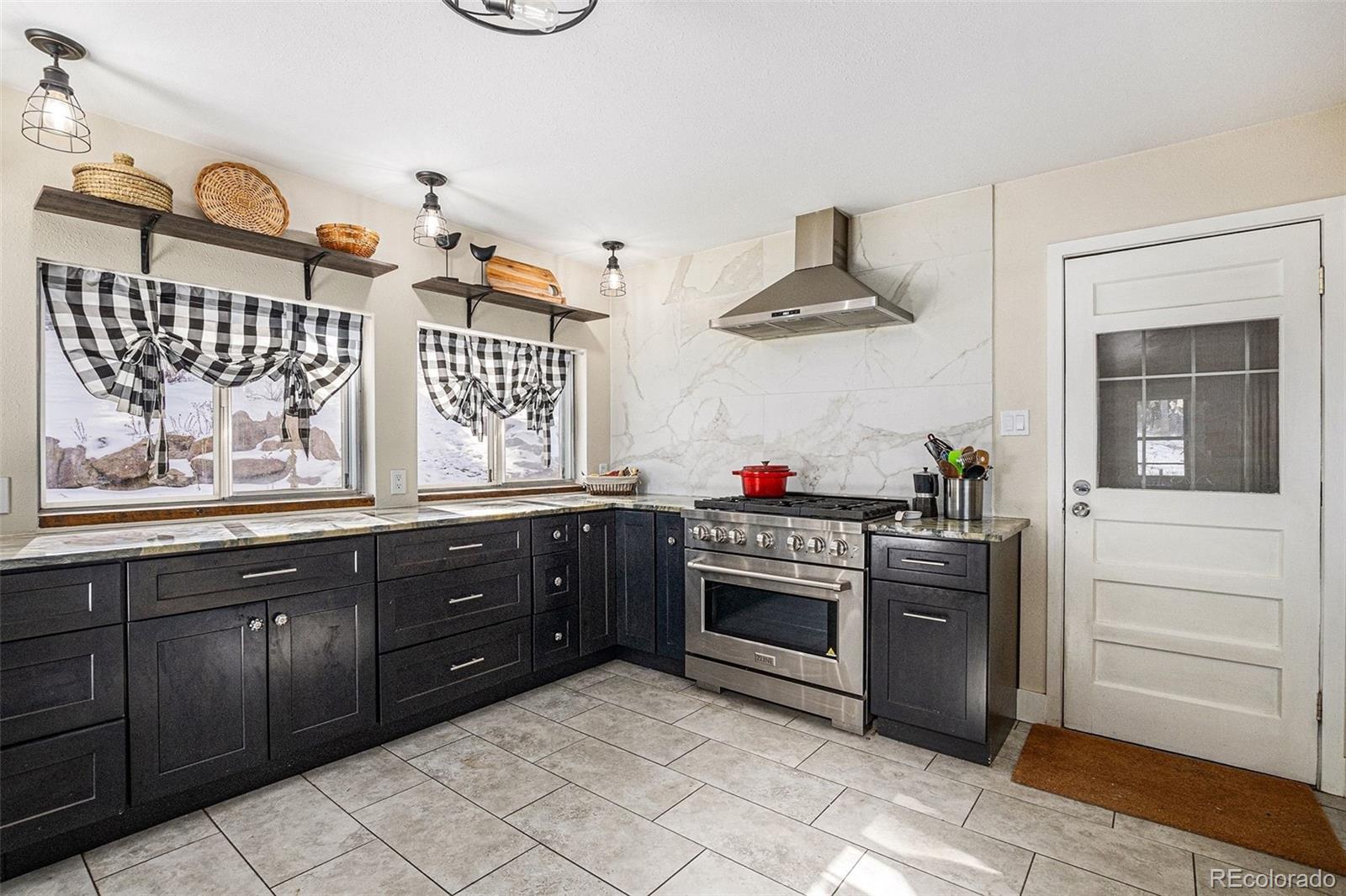 MLS Image #7 for 10148 s turkey creek road,morrison, Colorado