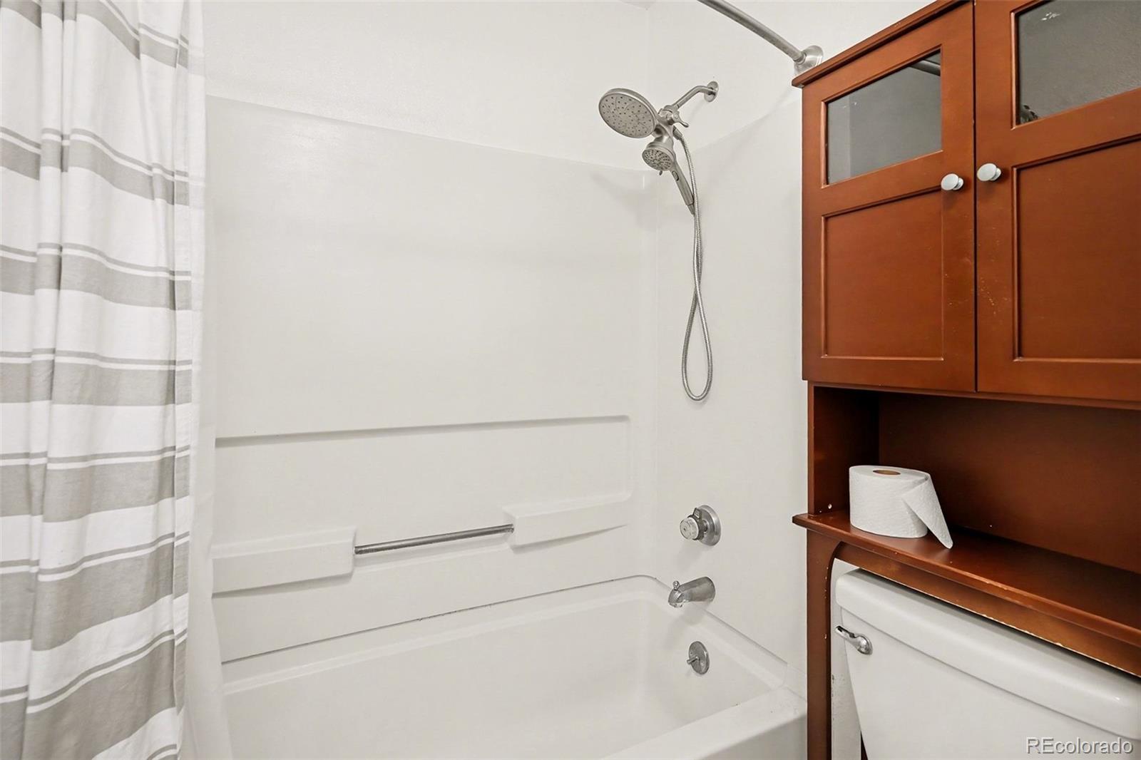 MLS Image #4 for 9273 e arbor circle f,englewood, Colorado