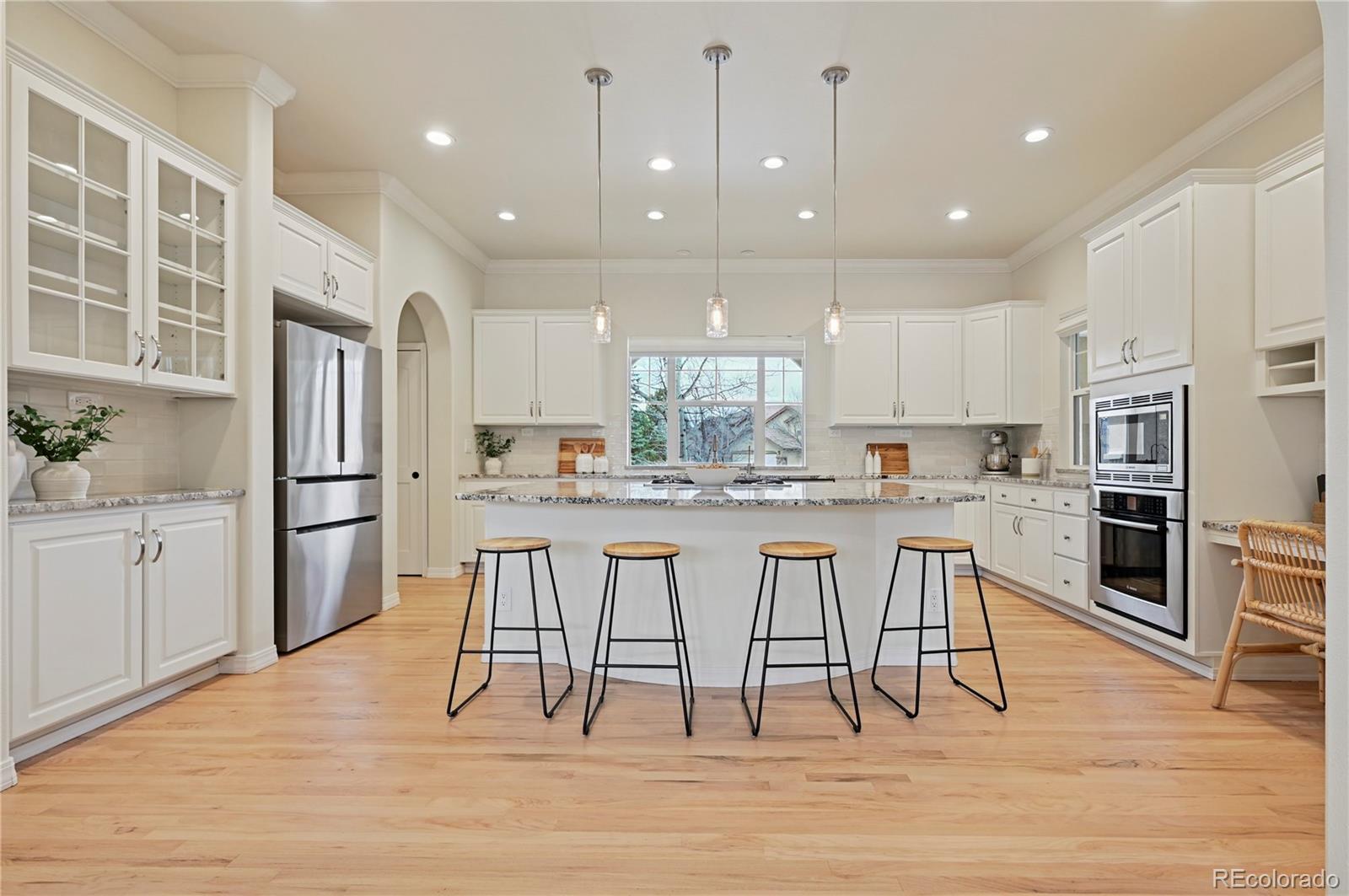 MLS Image #5 for 3020  hollycrest drive,colorado springs, Colorado