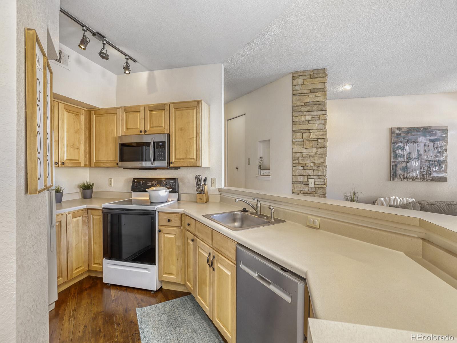 MLS Image #4 for 6001 s yosemite street c207,greenwood village, Colorado