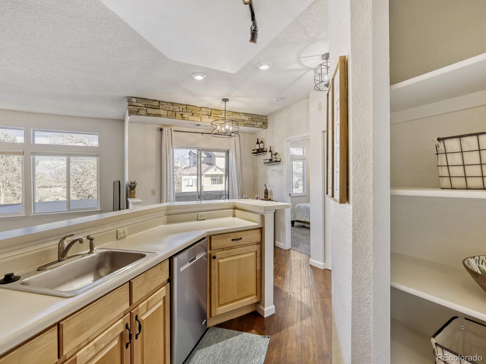MLS Image #5 for 6001 s yosemite street c207,greenwood village, Colorado