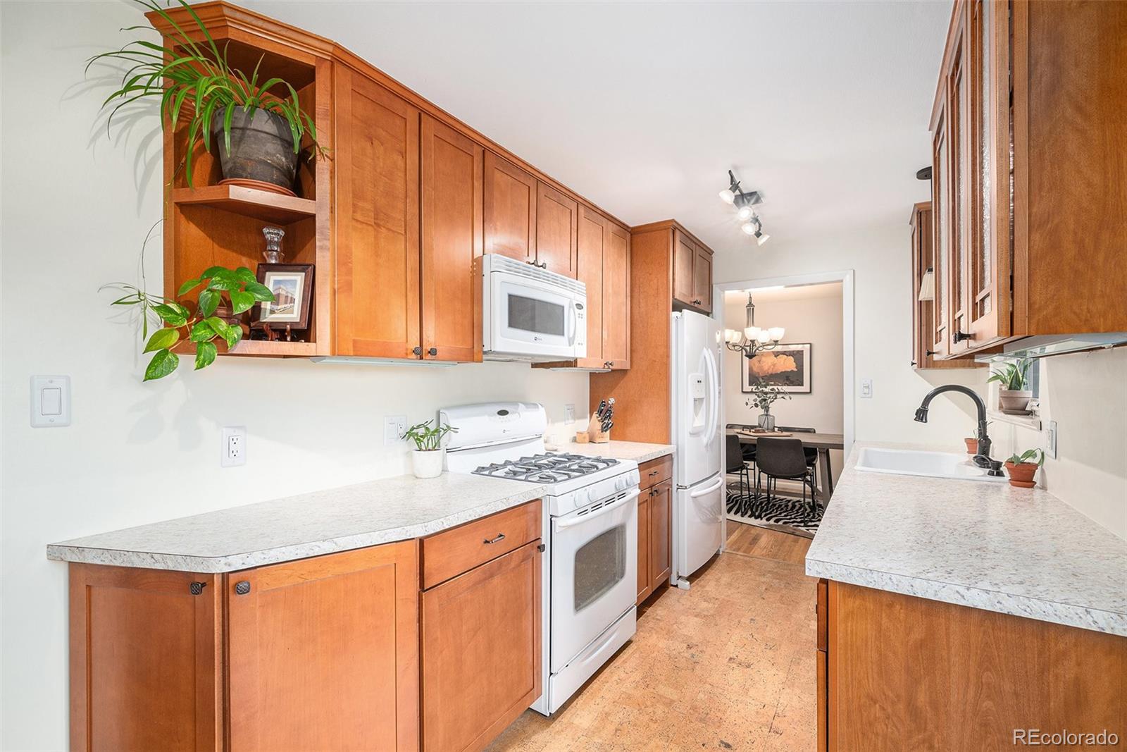 MLS Image #4 for 6705 e louisiana avenue,denver, Colorado