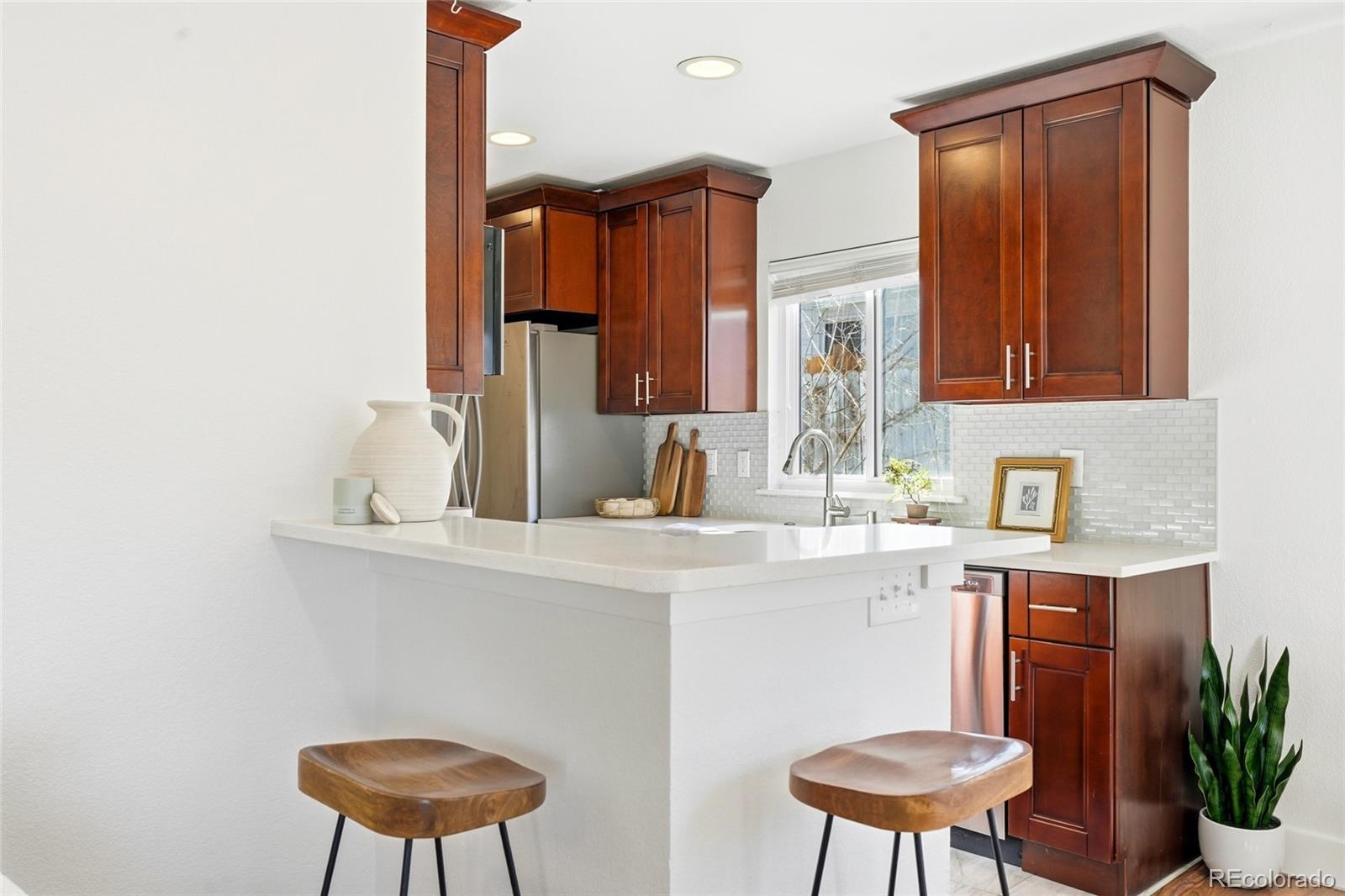 MLS Image #7 for 800  perry street,denver, Colorado