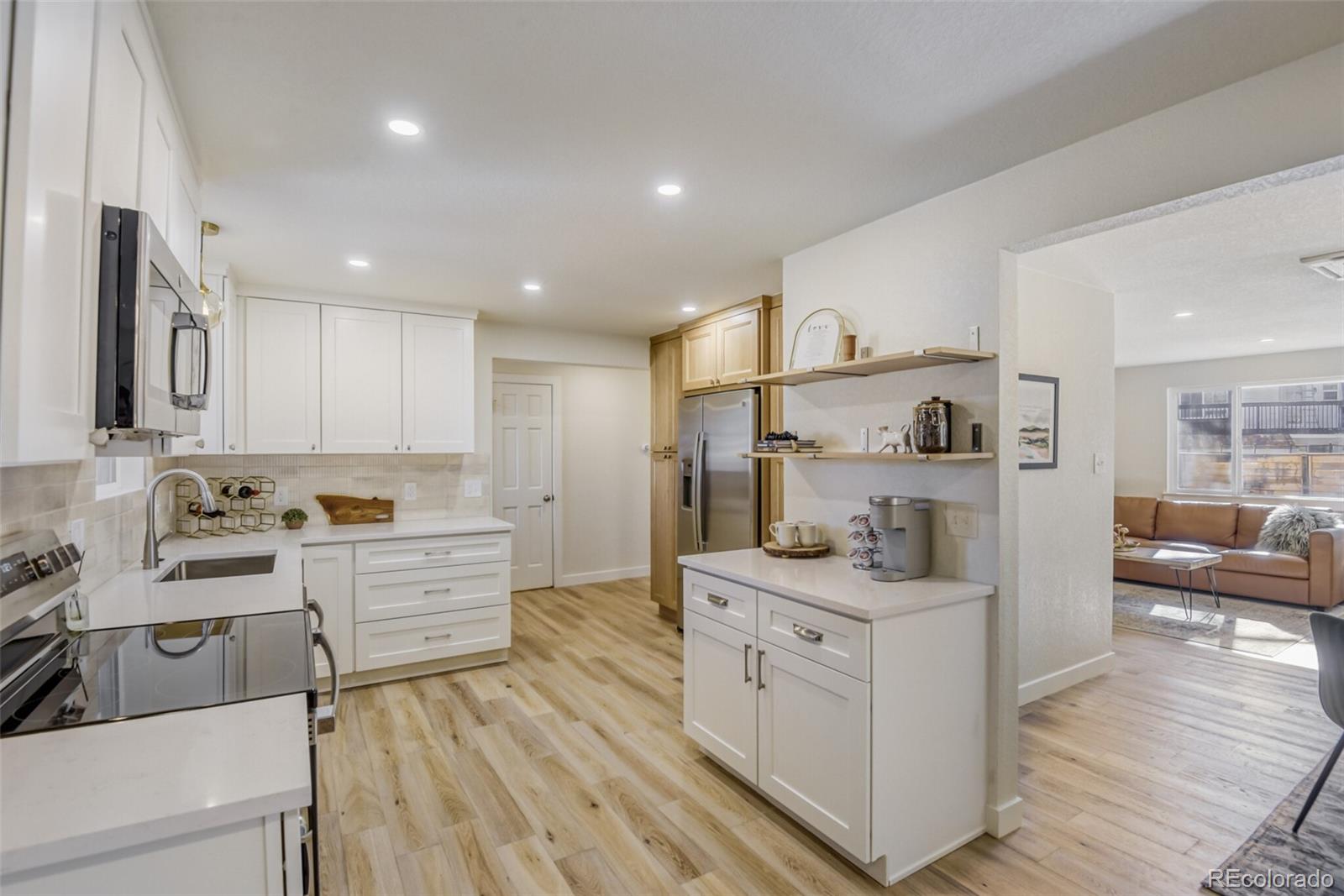 MLS Image #6 for 3841 s chase street,denver, Colorado