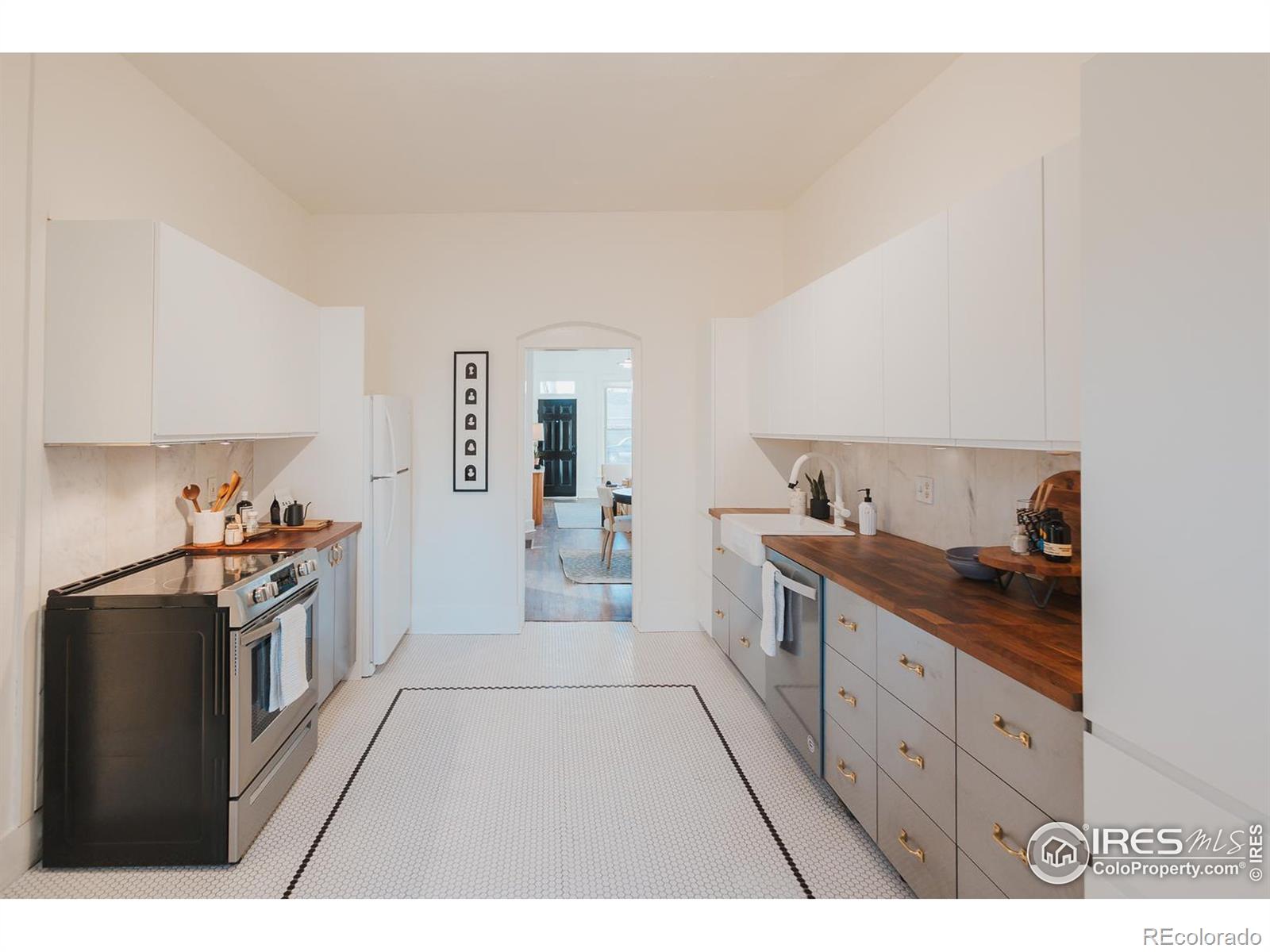 MLS Image #15 for 506 s howes street,fort collins, Colorado