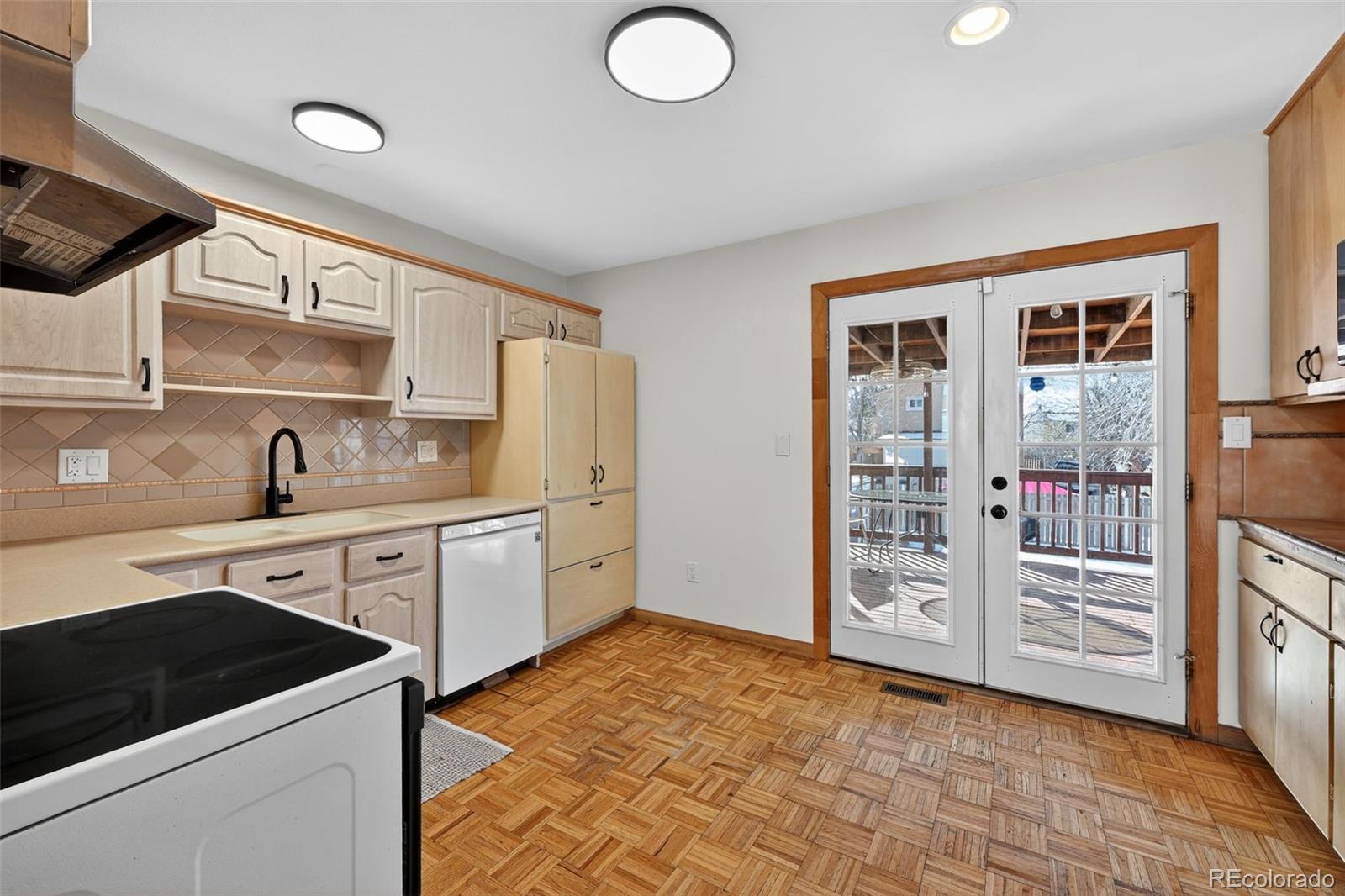MLS Image #5 for 5015  ivor drive,colorado springs, Colorado