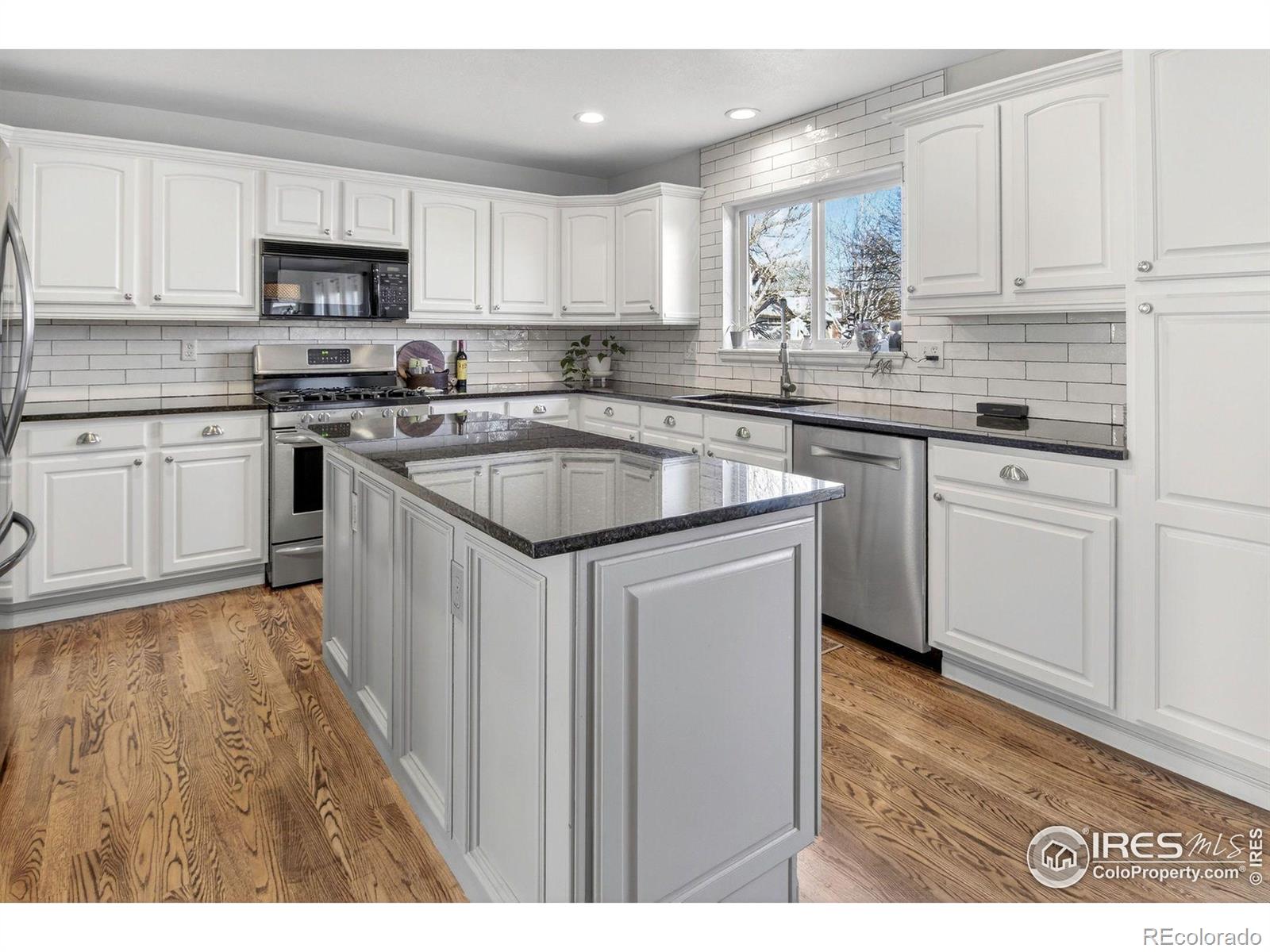 MLS Image #3 for 3543  cascade court,broomfield, Colorado