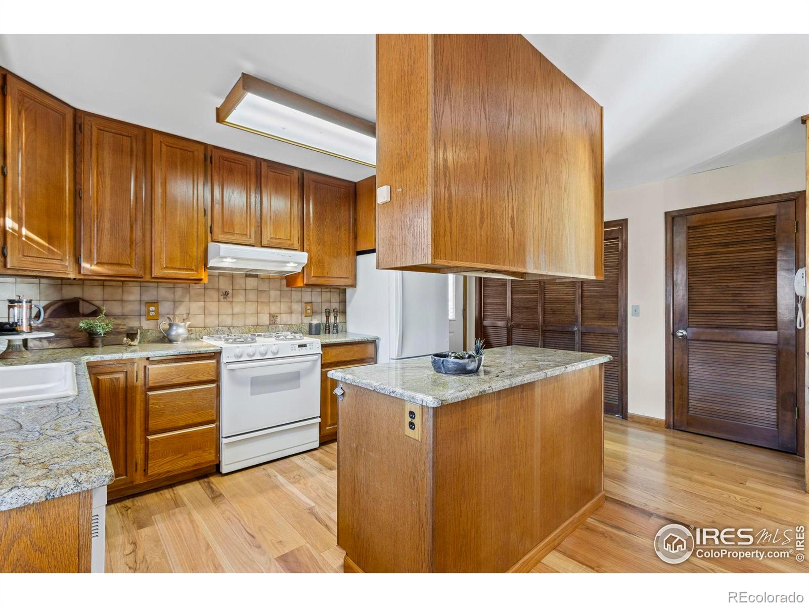 MLS Image #29 for 2509 n county road 25 ,bellvue, Colorado