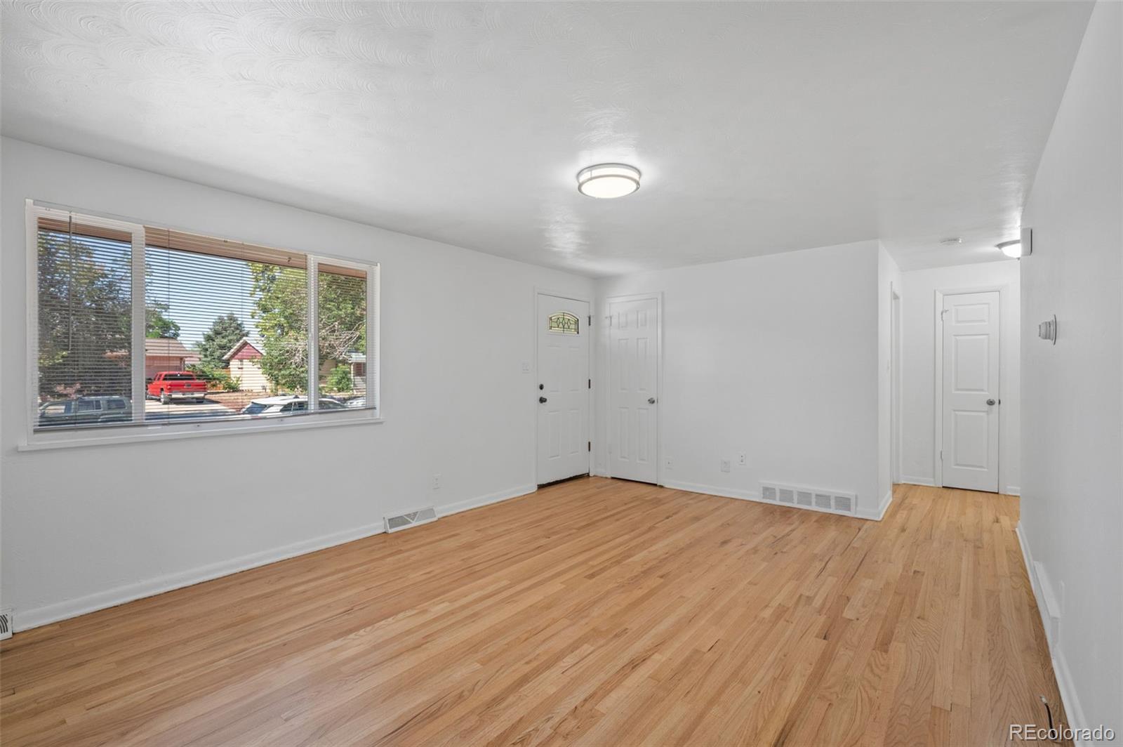 MLS Image #2 for 12104 e nevada place,aurora, Colorado