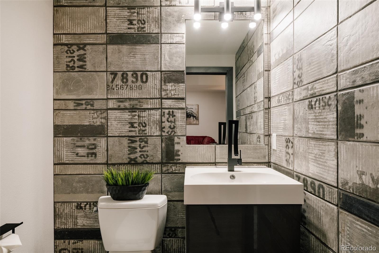 MLS Image #26 for 6059  boston street,denver, Colorado