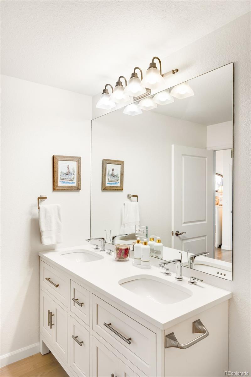 MLS Image #12 for 1150  vine street,denver, Colorado