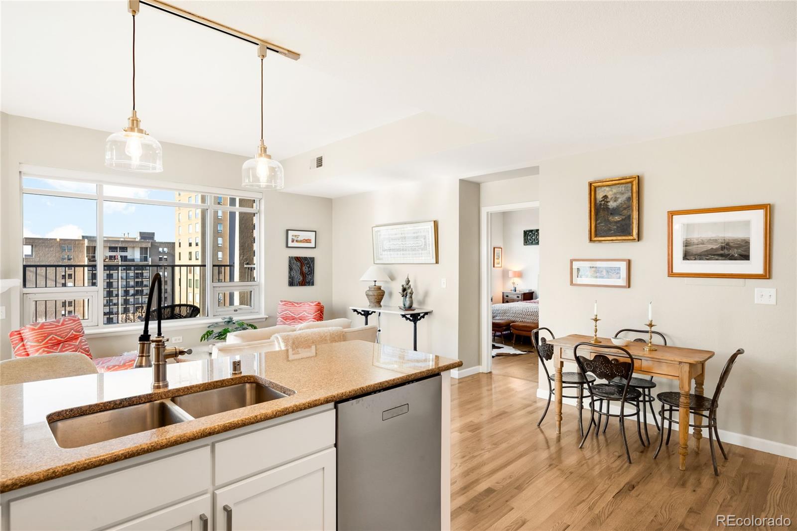 MLS Image #7 for 1150  vine street,denver, Colorado