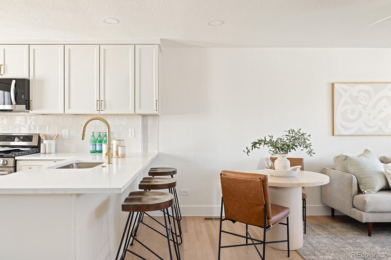 MLS Image #3 for 758  dahlia street,denver, Colorado
