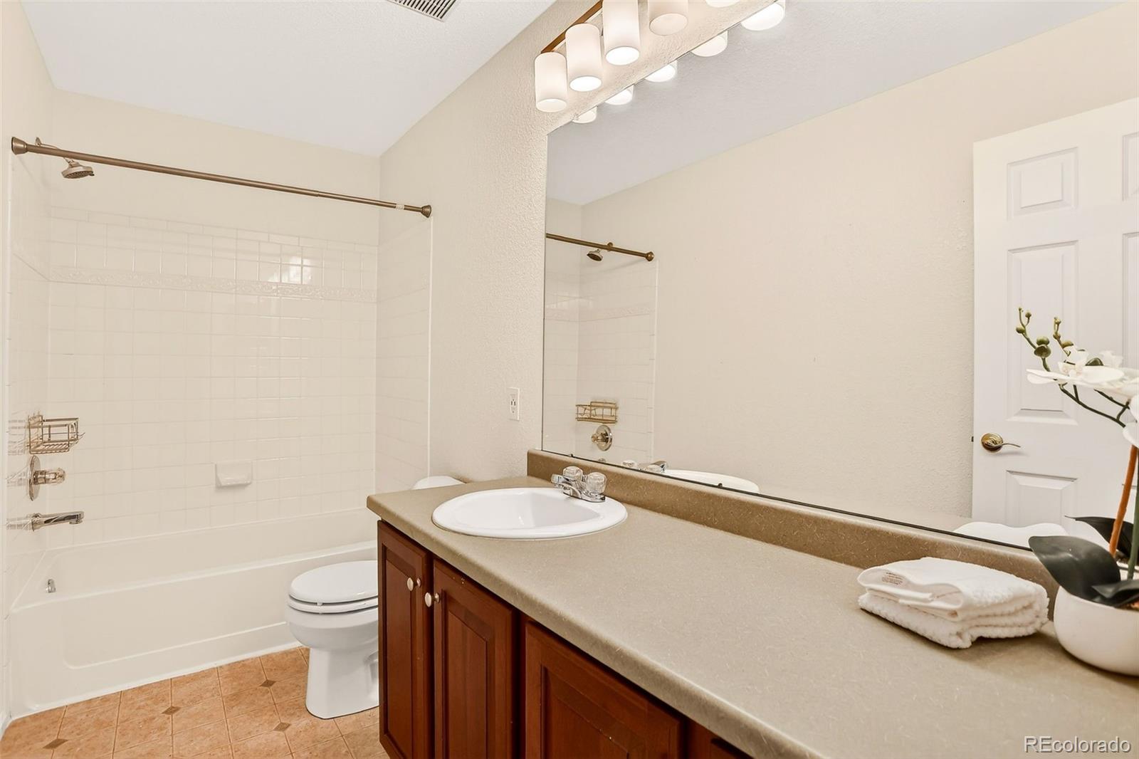 MLS Image #20 for 2738  central park boulevard,denver, Colorado