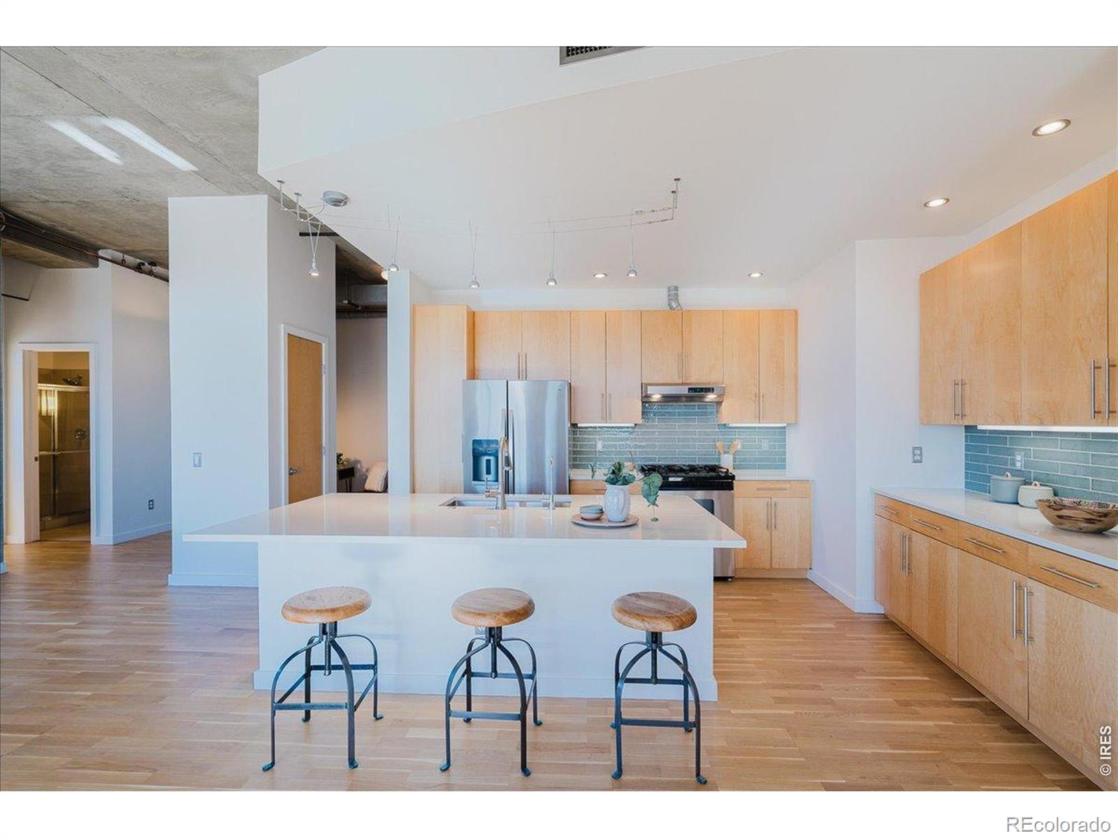 MLS Image #10 for 1925 w 32nd avenue 401,denver, Colorado