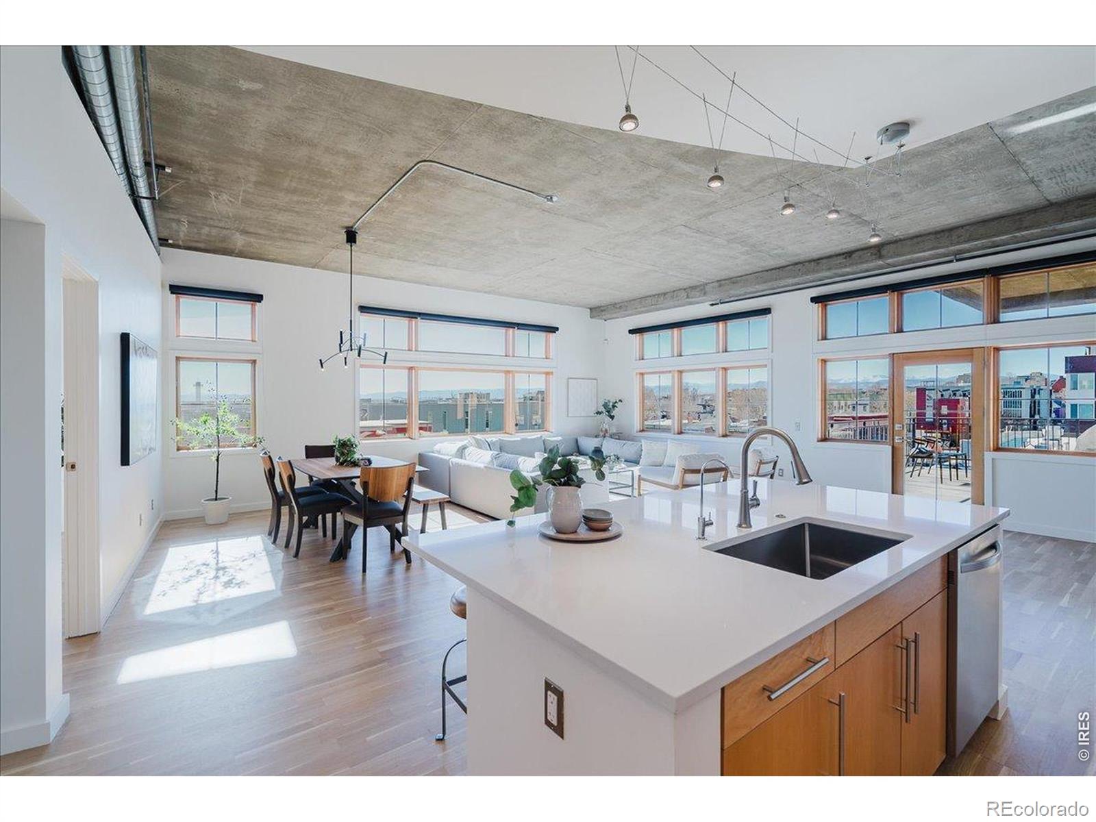 MLS Image #11 for 1925 w 32nd avenue 401,denver, Colorado