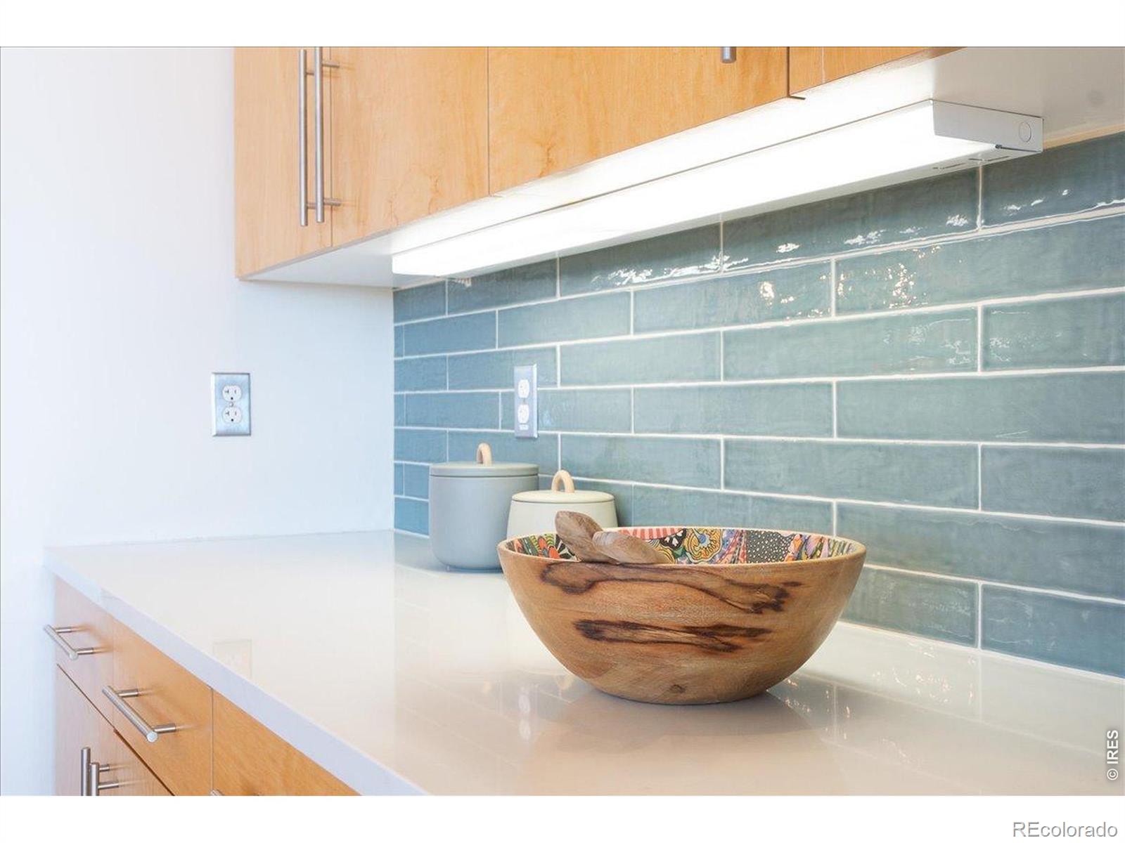 MLS Image #14 for 1925 w 32nd avenue 401,denver, Colorado