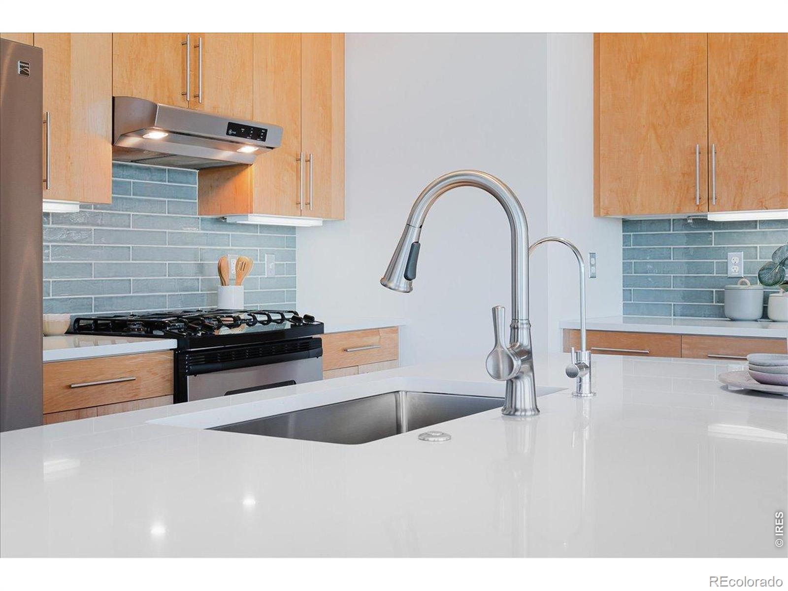 MLS Image #16 for 1925 w 32nd avenue 401,denver, Colorado