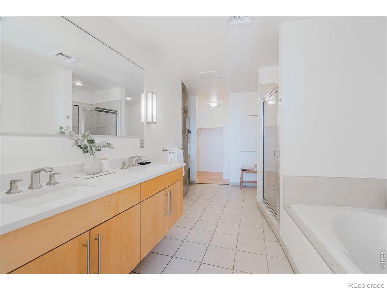 MLS Image #19 for 1925 w 32nd avenue 401,denver, Colorado