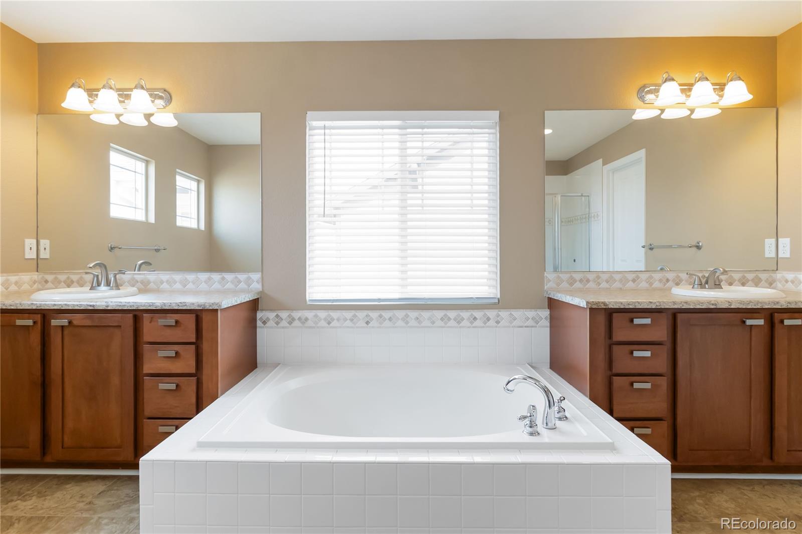 MLS Image #28 for 6525 s newcastle way,aurora, Colorado