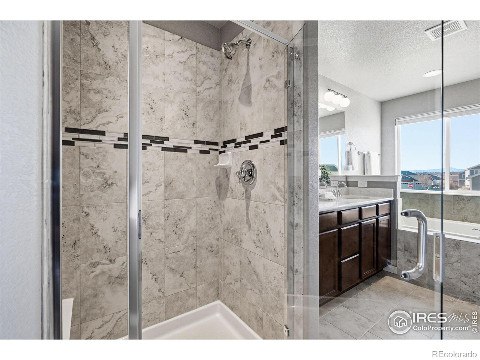 MLS Image #18 for 551  capitol reef court,berthoud, Colorado