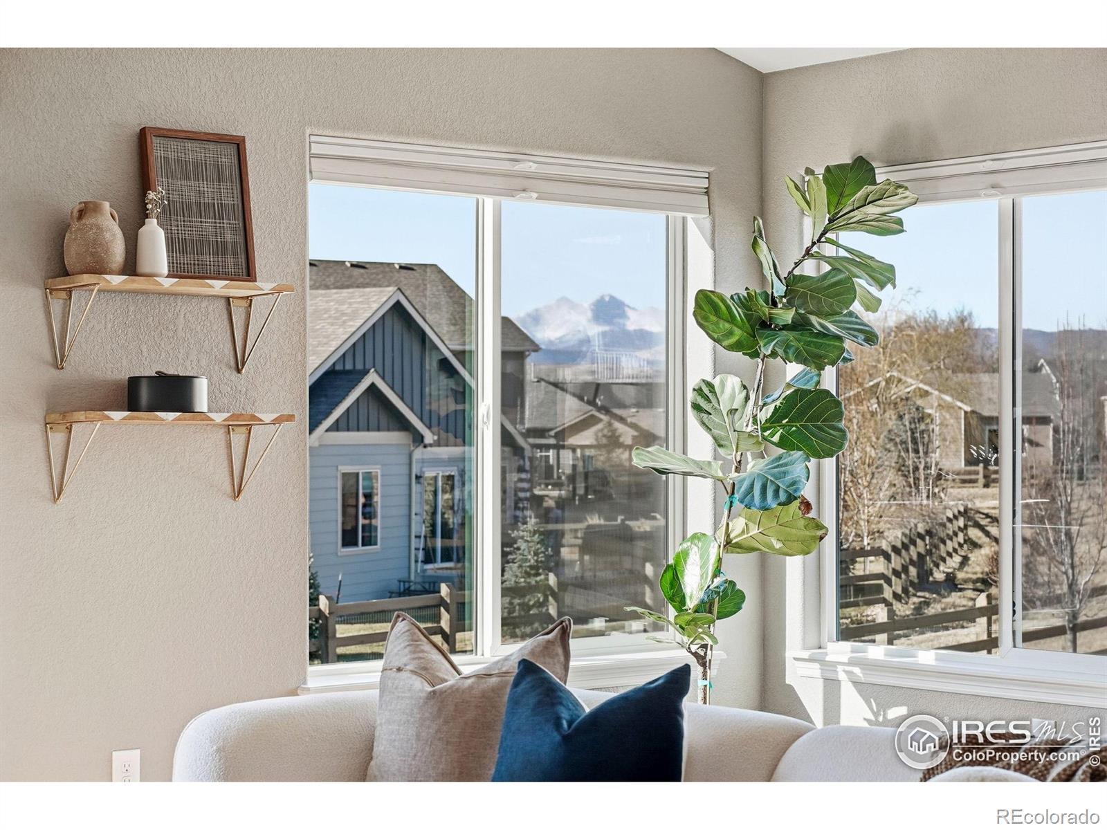 MLS Image #6 for 551  capitol reef court,berthoud, Colorado