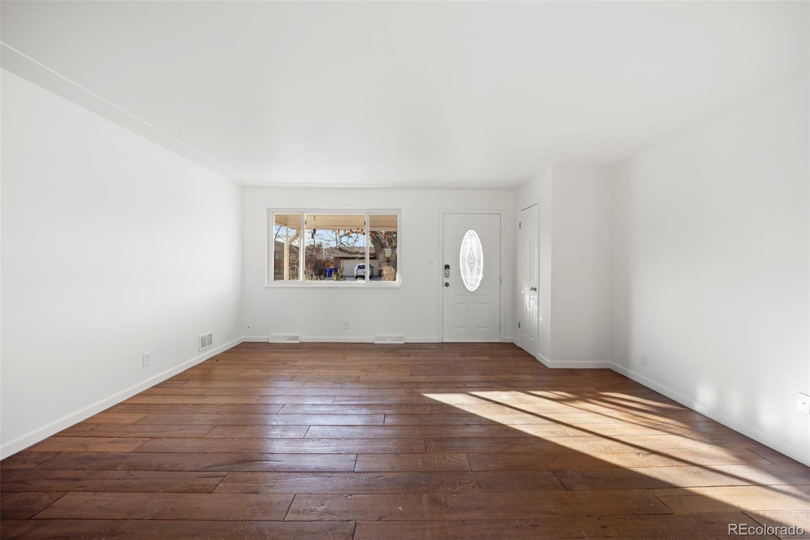 MLS Image #5 for 1676 s dover court,lakewood, Colorado