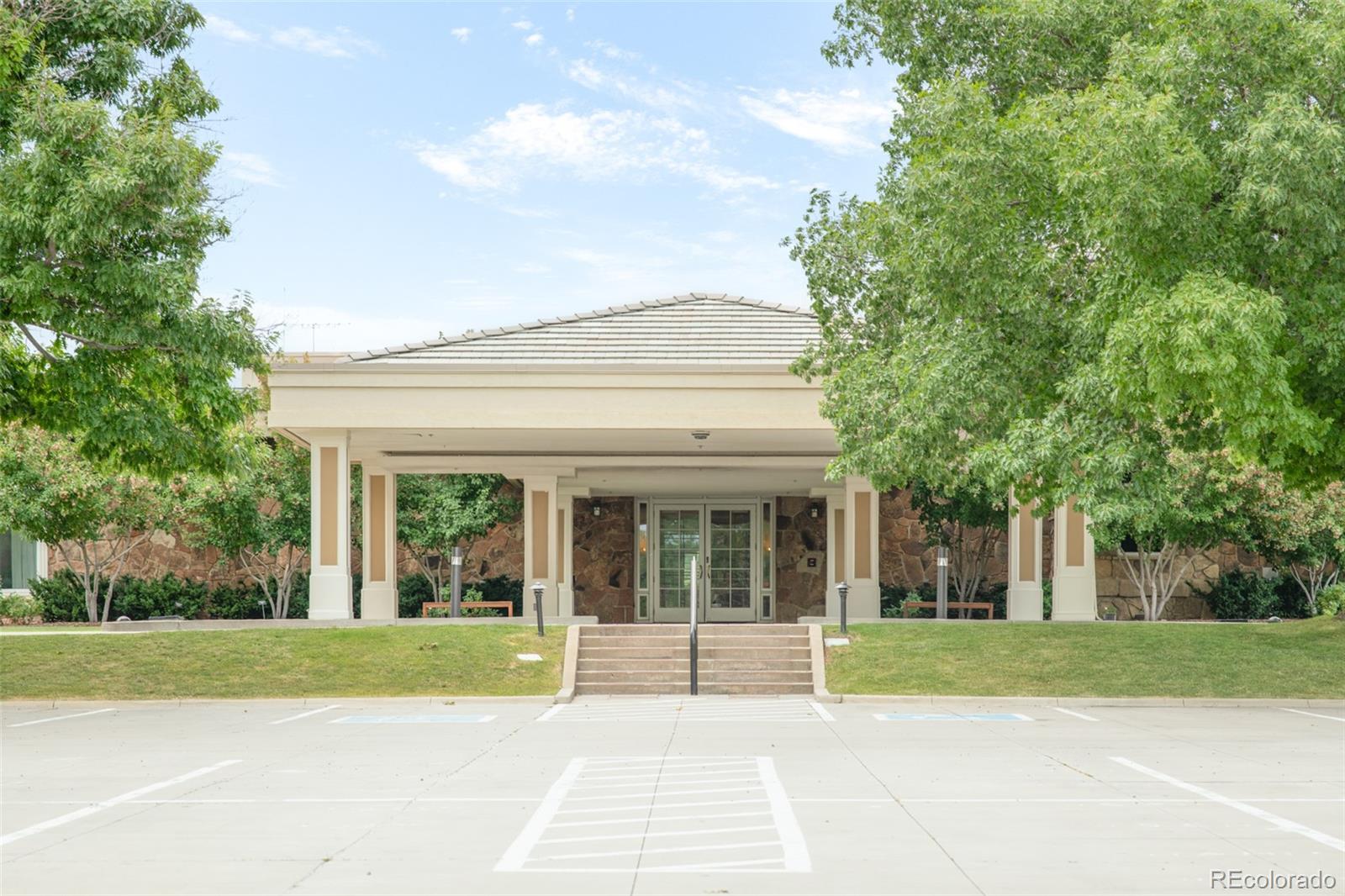 MLS Image #47 for 4275 s pierce street,denver, Colorado