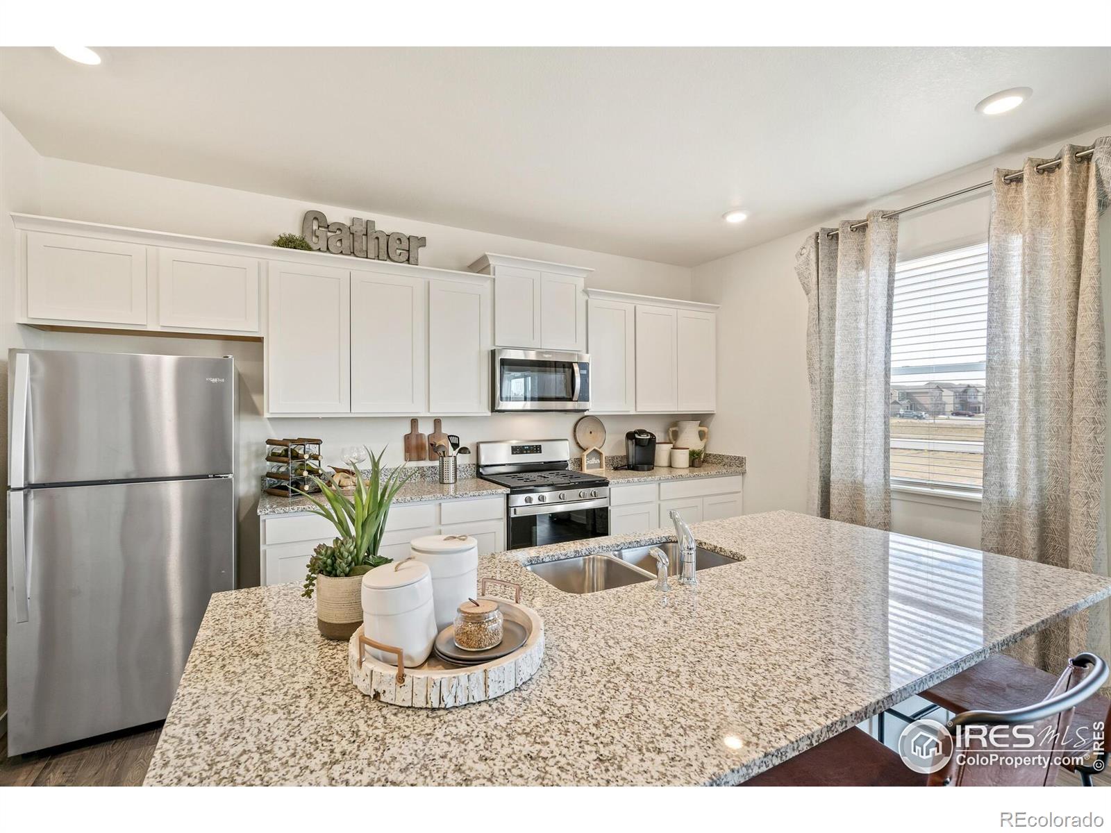 MLS Image #13 for 938  london way,severance, Colorado