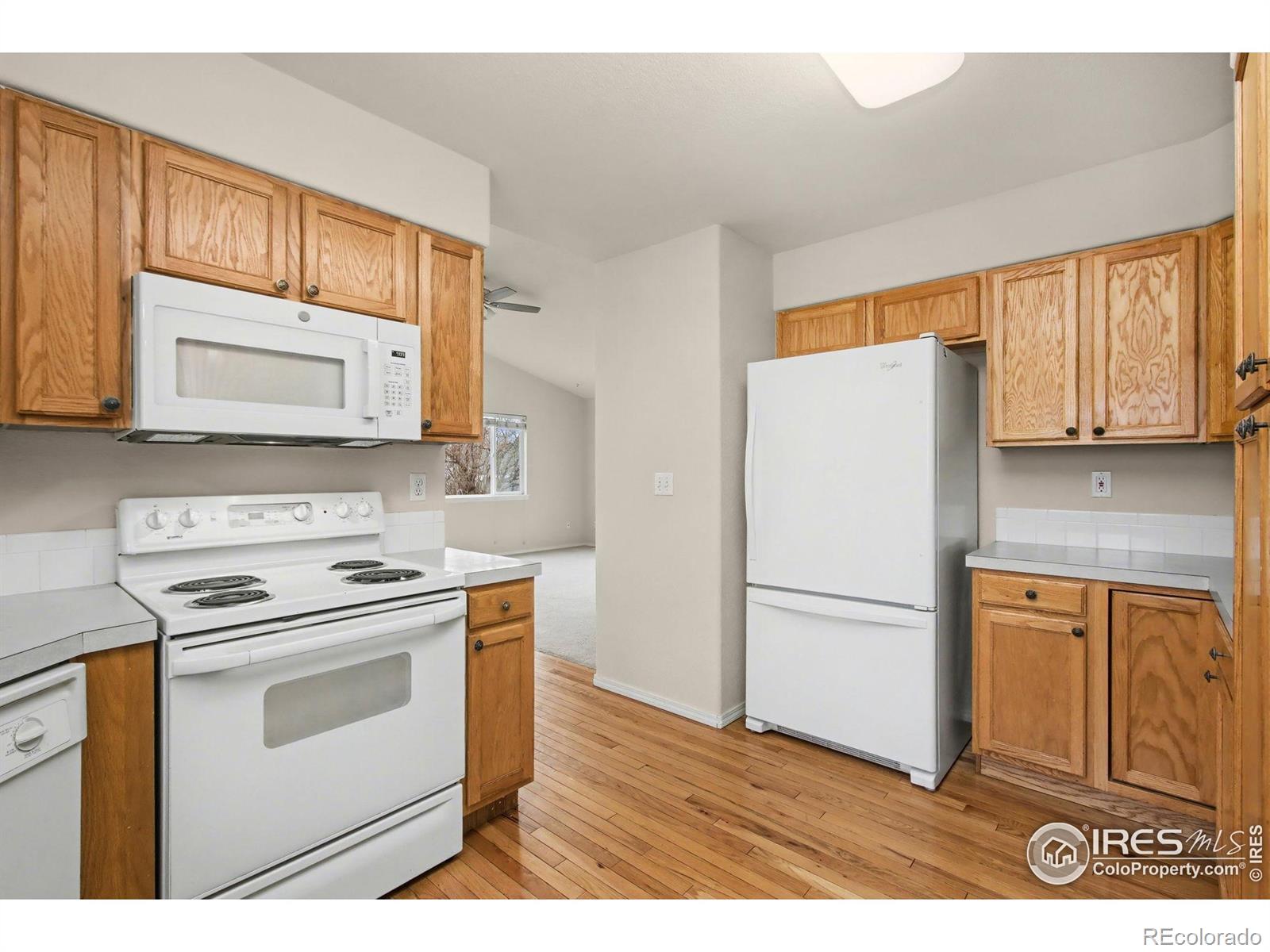 MLS Image #14 for 1507  stonewood court,windsor, Colorado