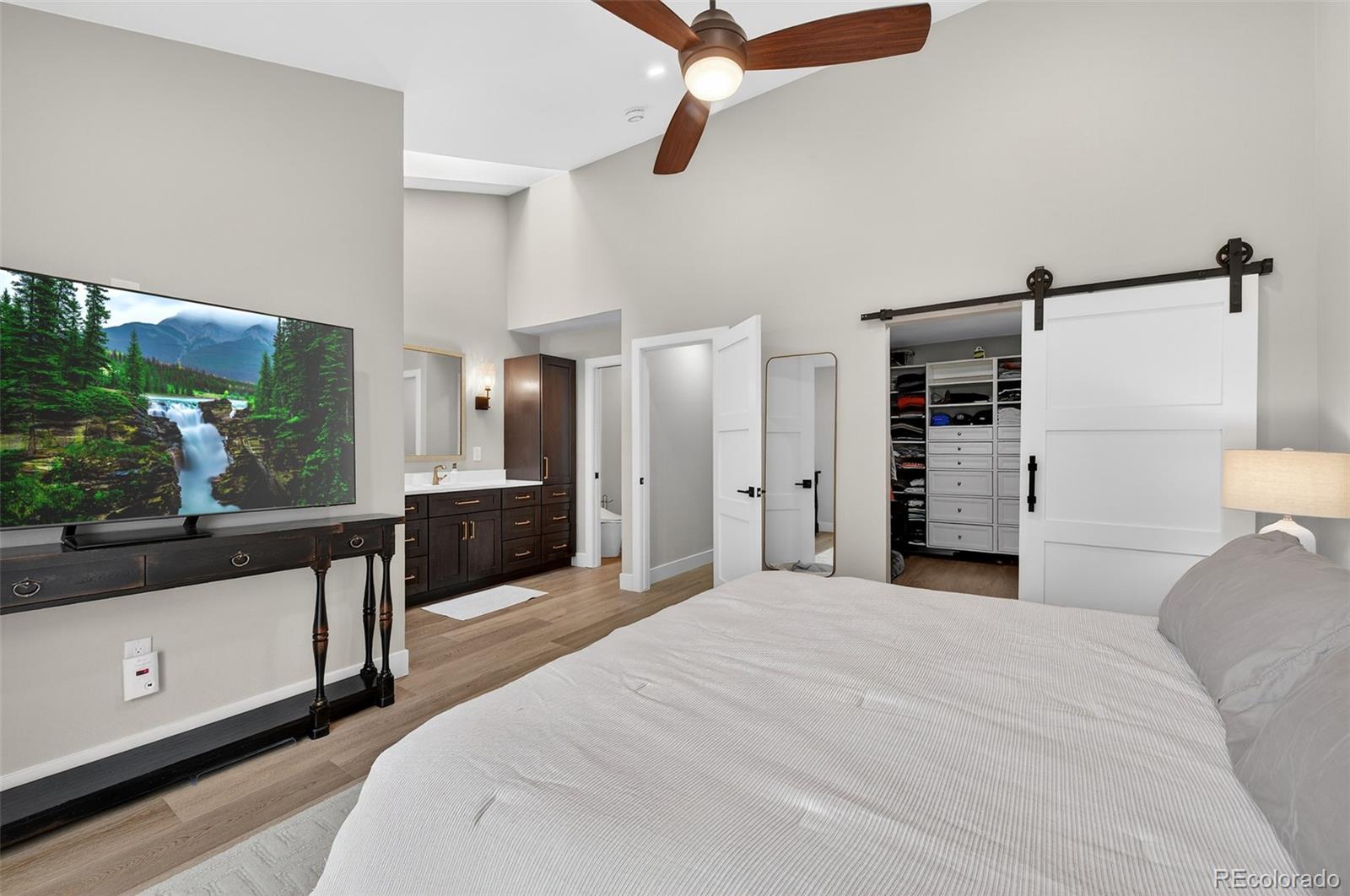 MLS Image #16 for 10  long spur,littleton, Colorado