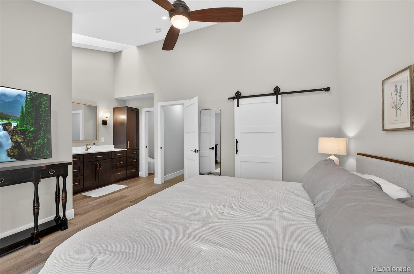 MLS Image #18 for 10  long spur,littleton, Colorado